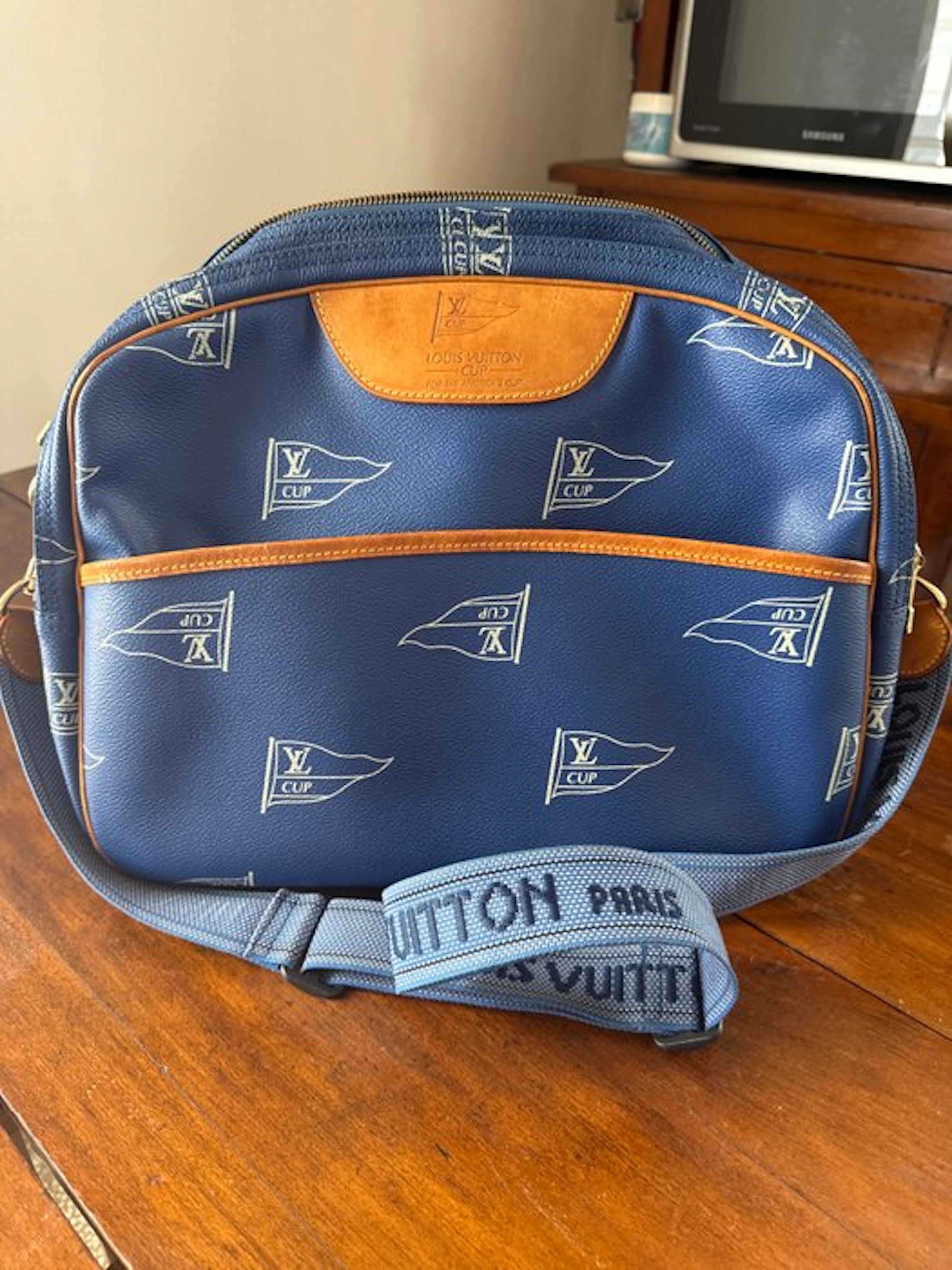 Louis Vuitton - Rarissima borsa a tracolla limited...