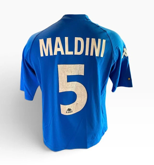 Football - Paolo Maldini - Football jersey