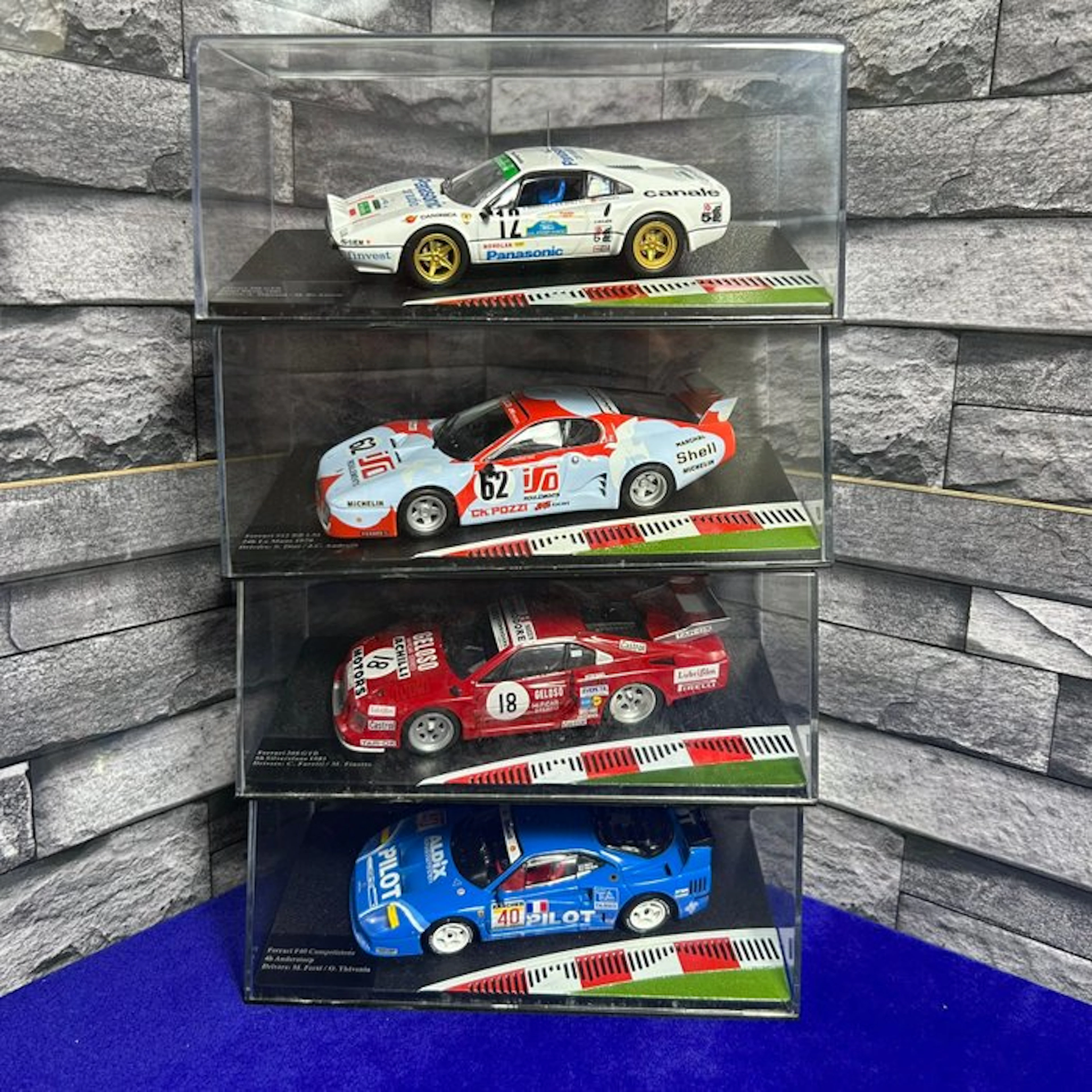 Altaya 1:43 - Model race car (4) - Lotto 4 modellini in...