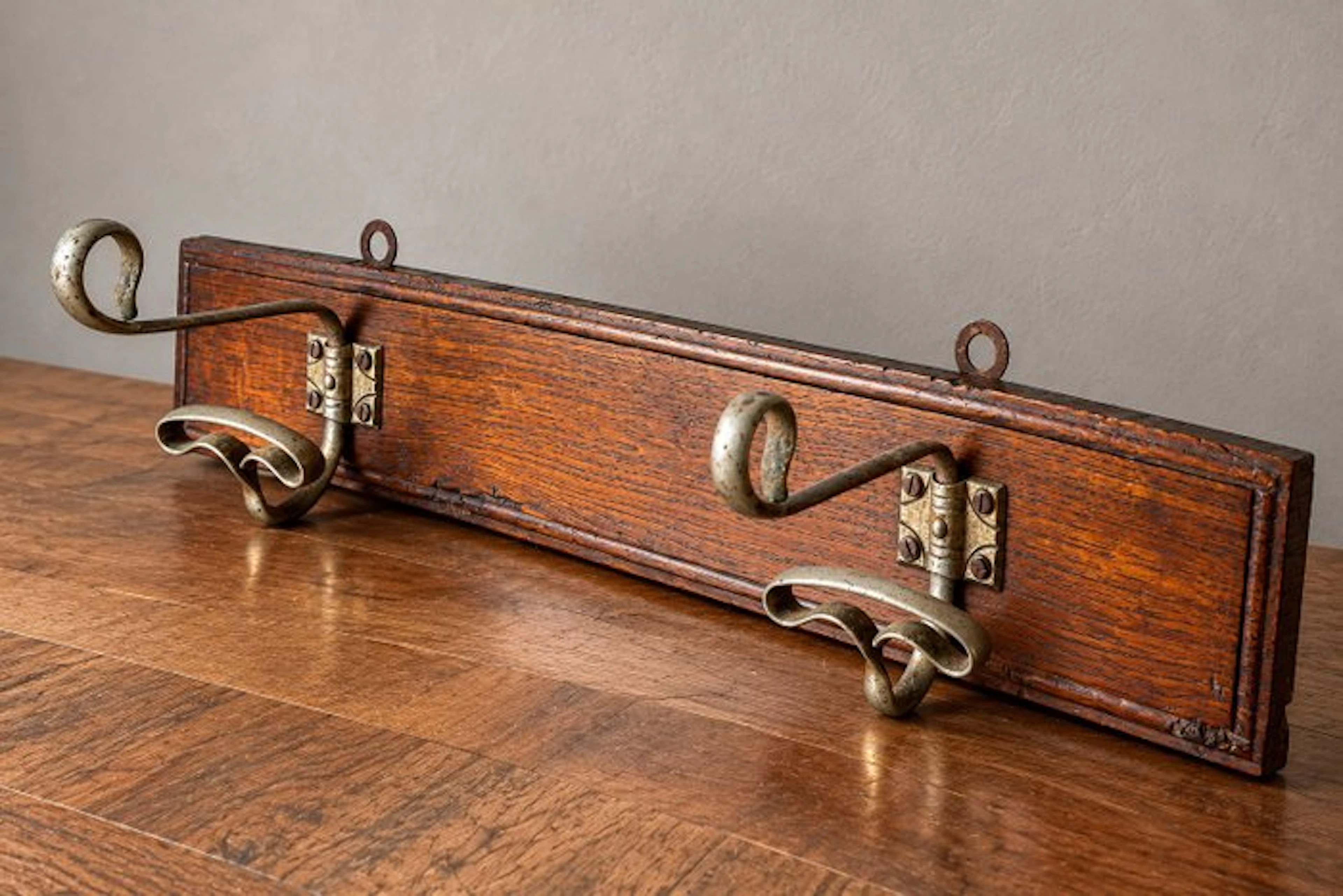 Coat rack - Alloy