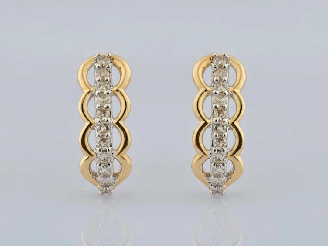 No reserve price - Earrings - 14 kt. Yellow gold - 0.10ct. tw. Diamond