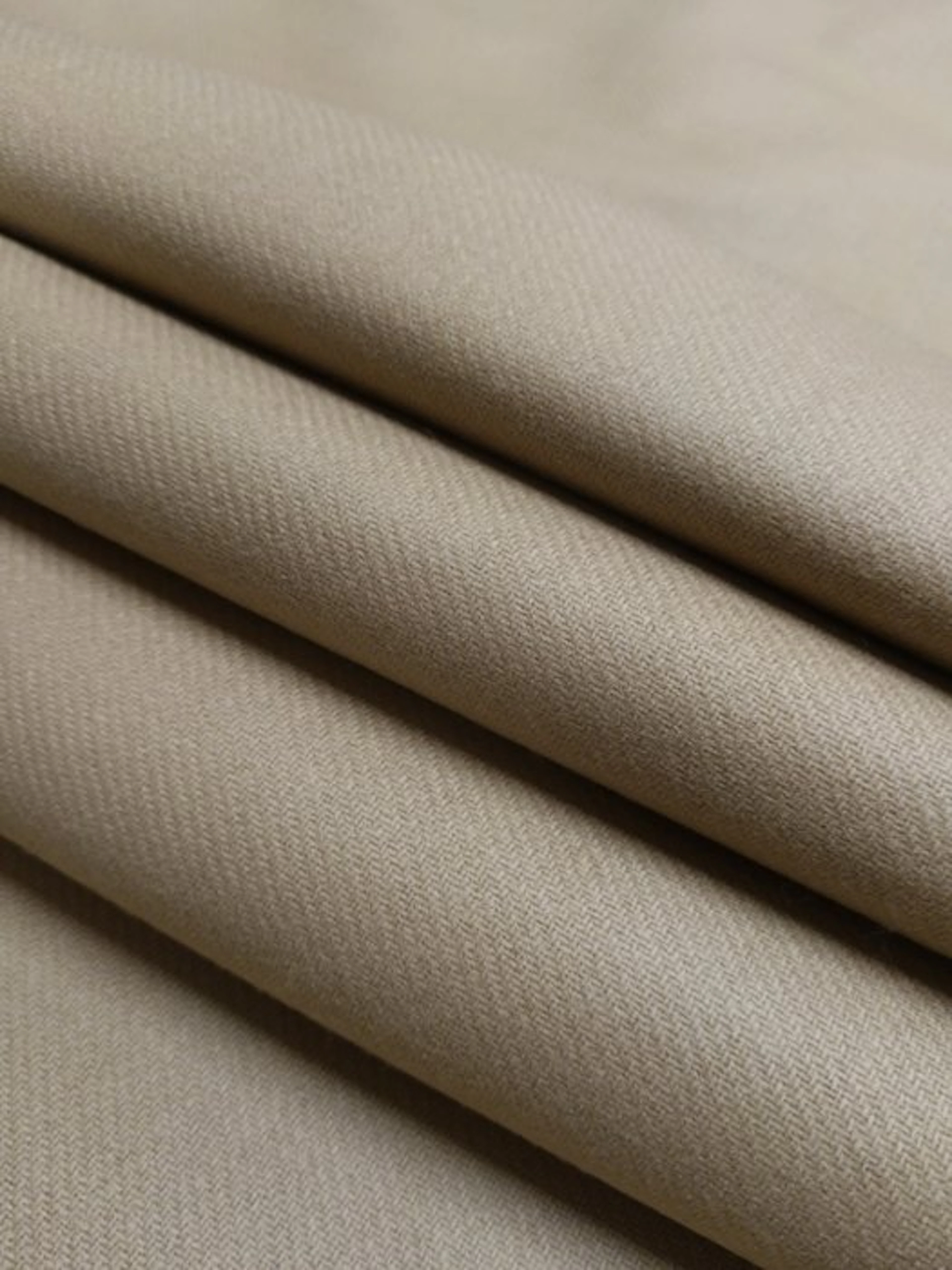 Pure wool 80% and 619