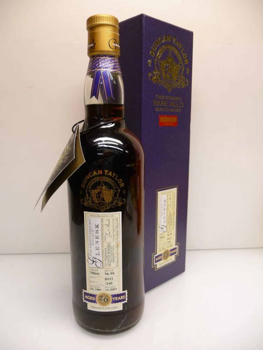 Glenesk 1981 26 years old Cask no. B933 - Duncan Taylor - b. 2007 - 70cl