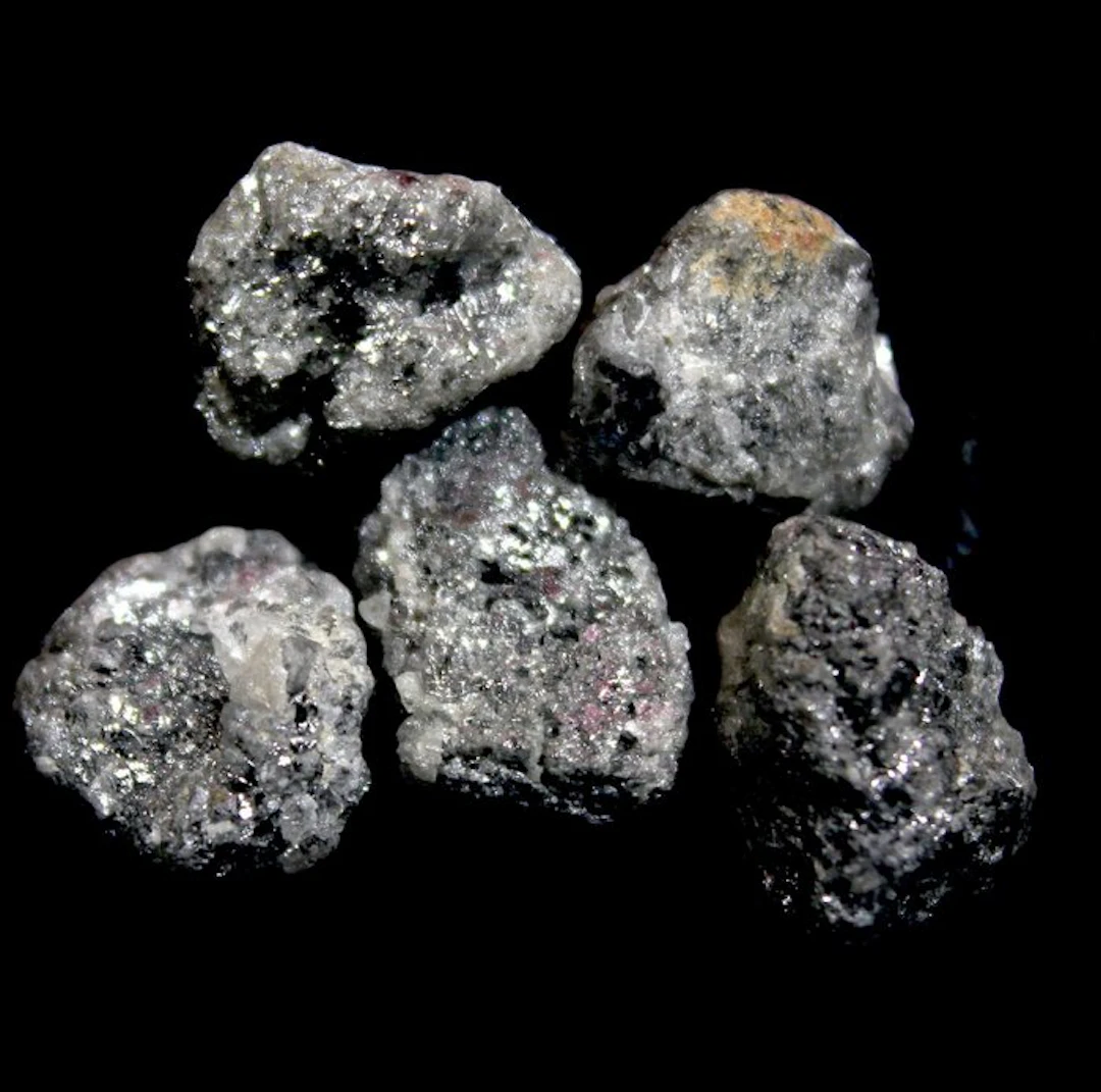 No reserve - 10.60 ct Natural Gray Diamond - Rough- 2.12 g - (5)