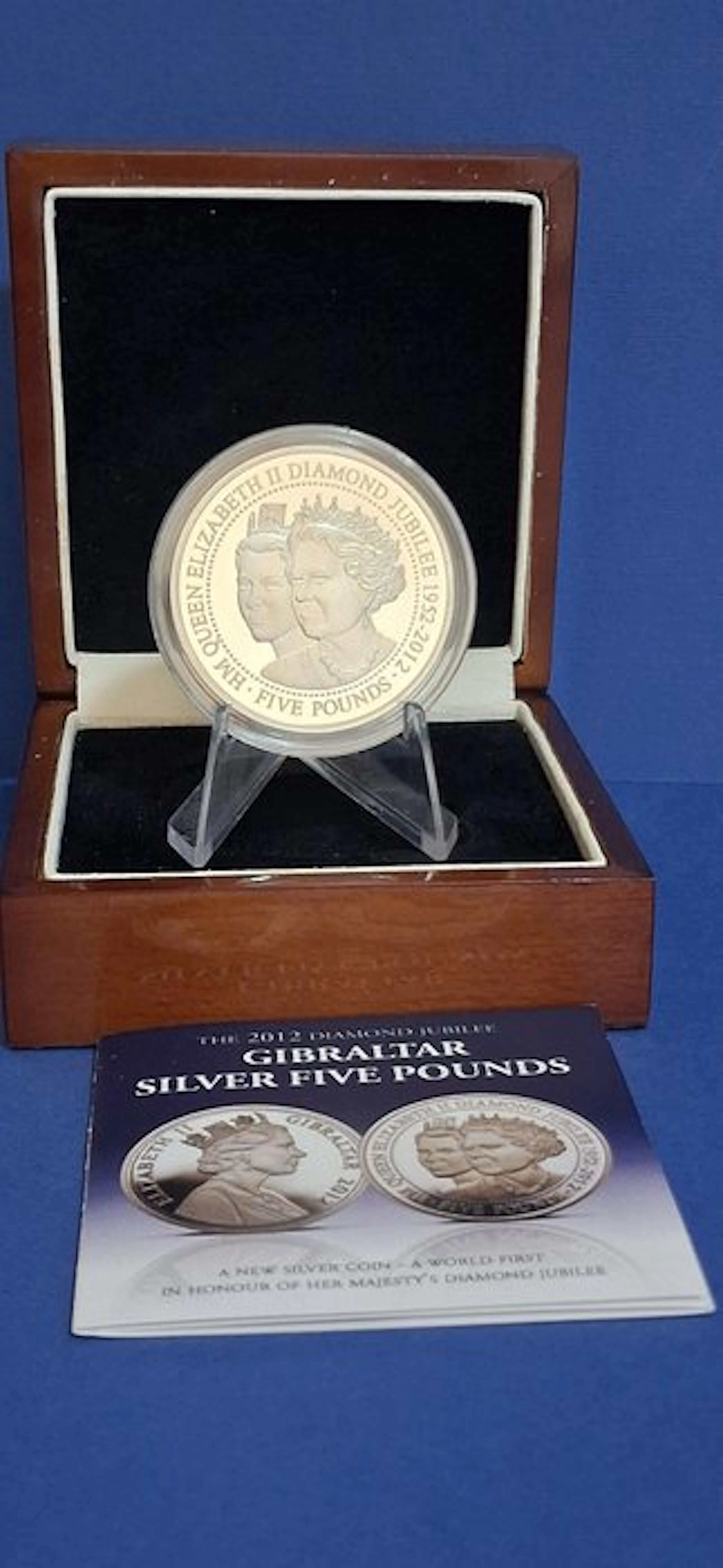 Gibraltar. 5 Pounds 2012, Box & COA (No reserve price)