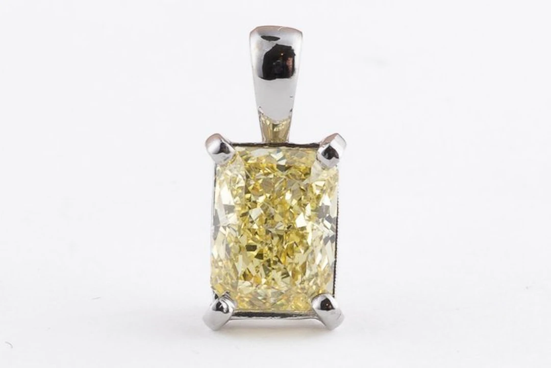 Pendant - 14 kt