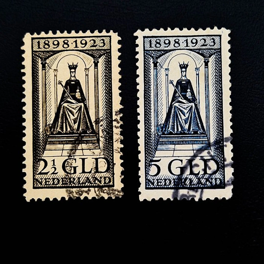 Netherlands 1923 - 25th Government Jubilee with a vinyl glitch - NVPH