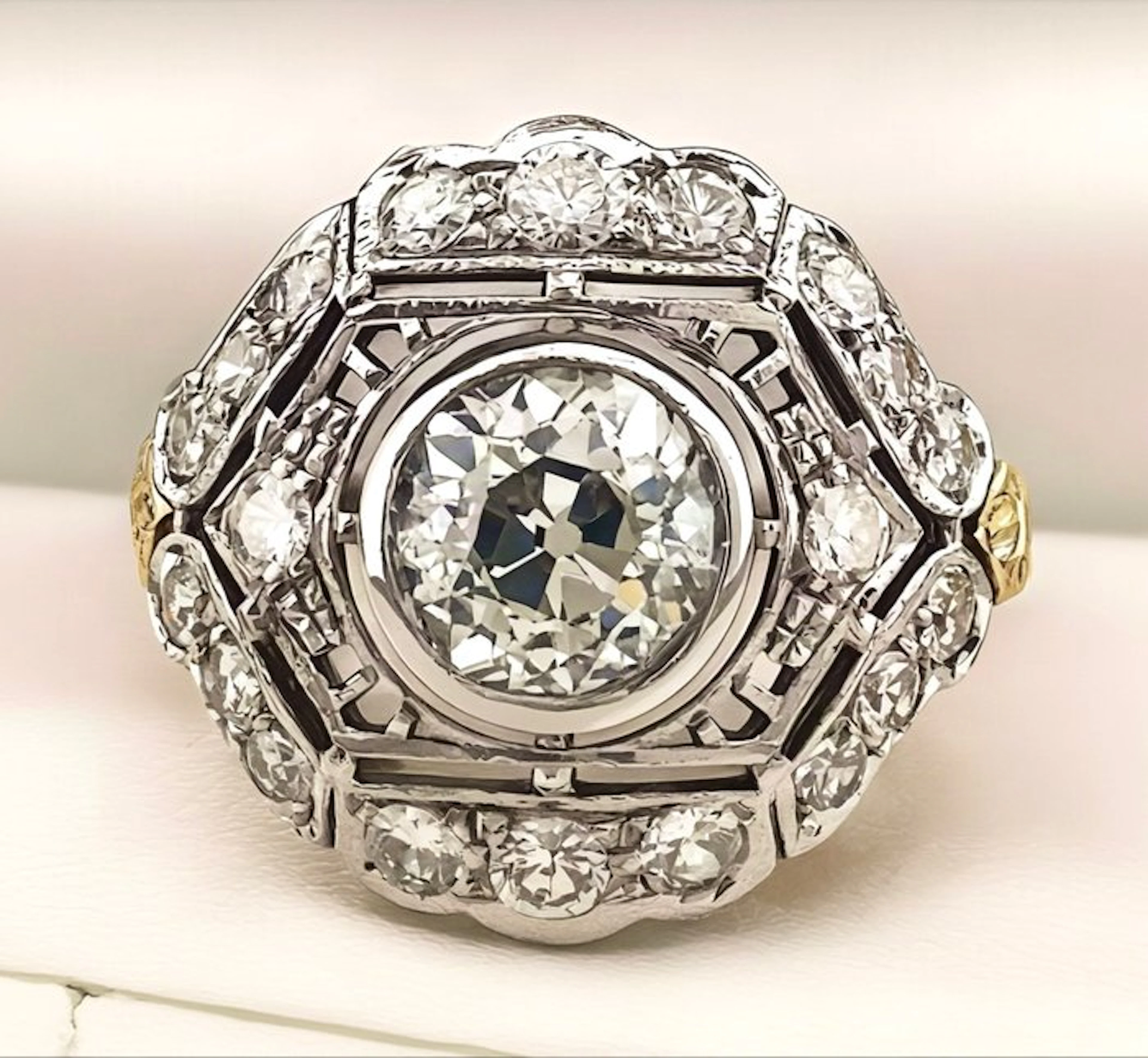 Ring - 18 kt. White gold, Yellow gold Diamond (Natural) - Diamond
