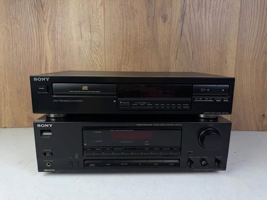 Sony - STR-GX311 Receiver + CDP-392 CD Player Stereo set