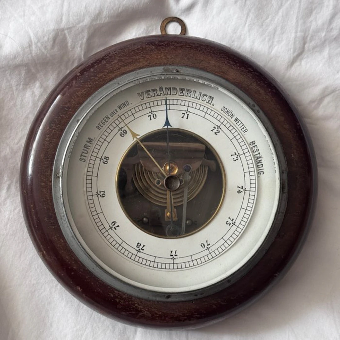 Aneroid barometer - Wood, Brass, Glass - Aneroid barometer