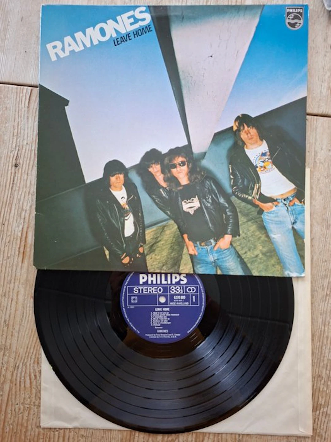 Ramones - Leave Home (Rare 1977 Dutch FIRST pressing) - LP - 1977