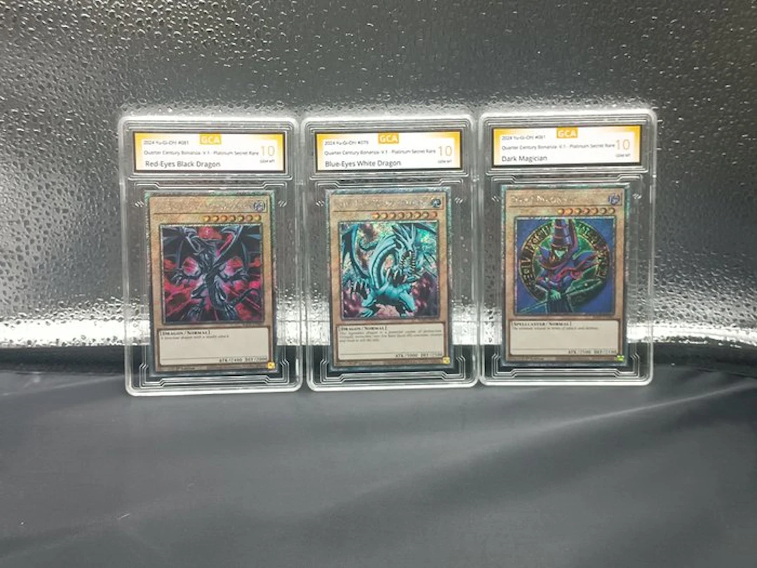 Konami - 3 Card - Yu-Gi-Oh! - Red-Eyes Black Dragon