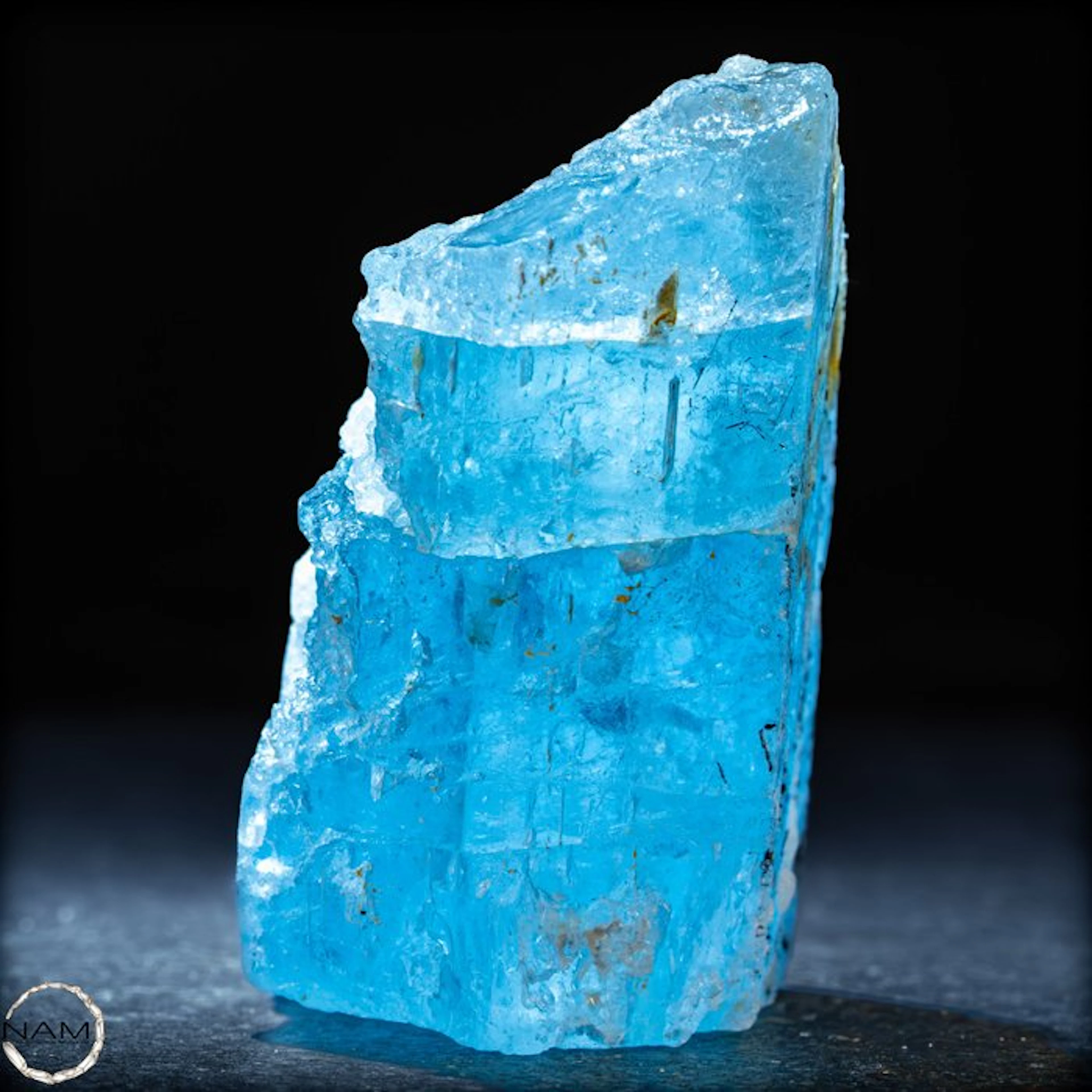 Natural aquamarine rough crystal – Transparent blue beryl...