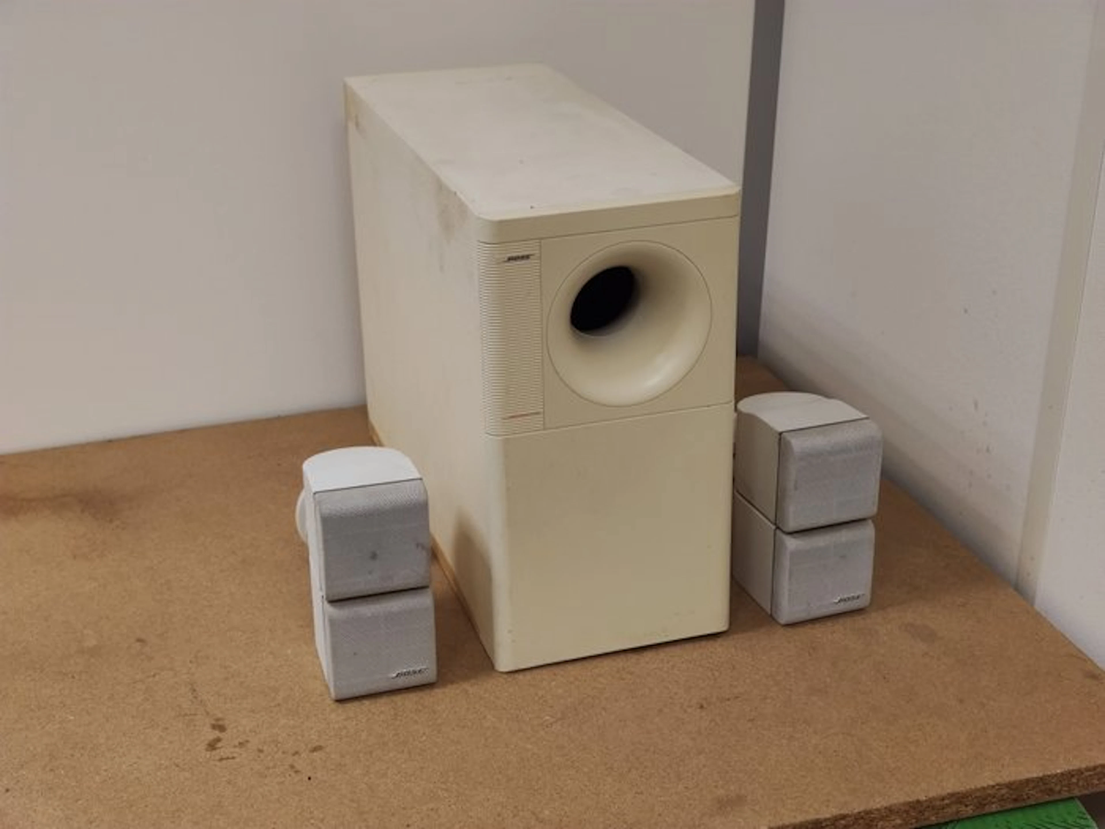 Bose - Acoustimass® 15 Series II Subwoofer speaker set