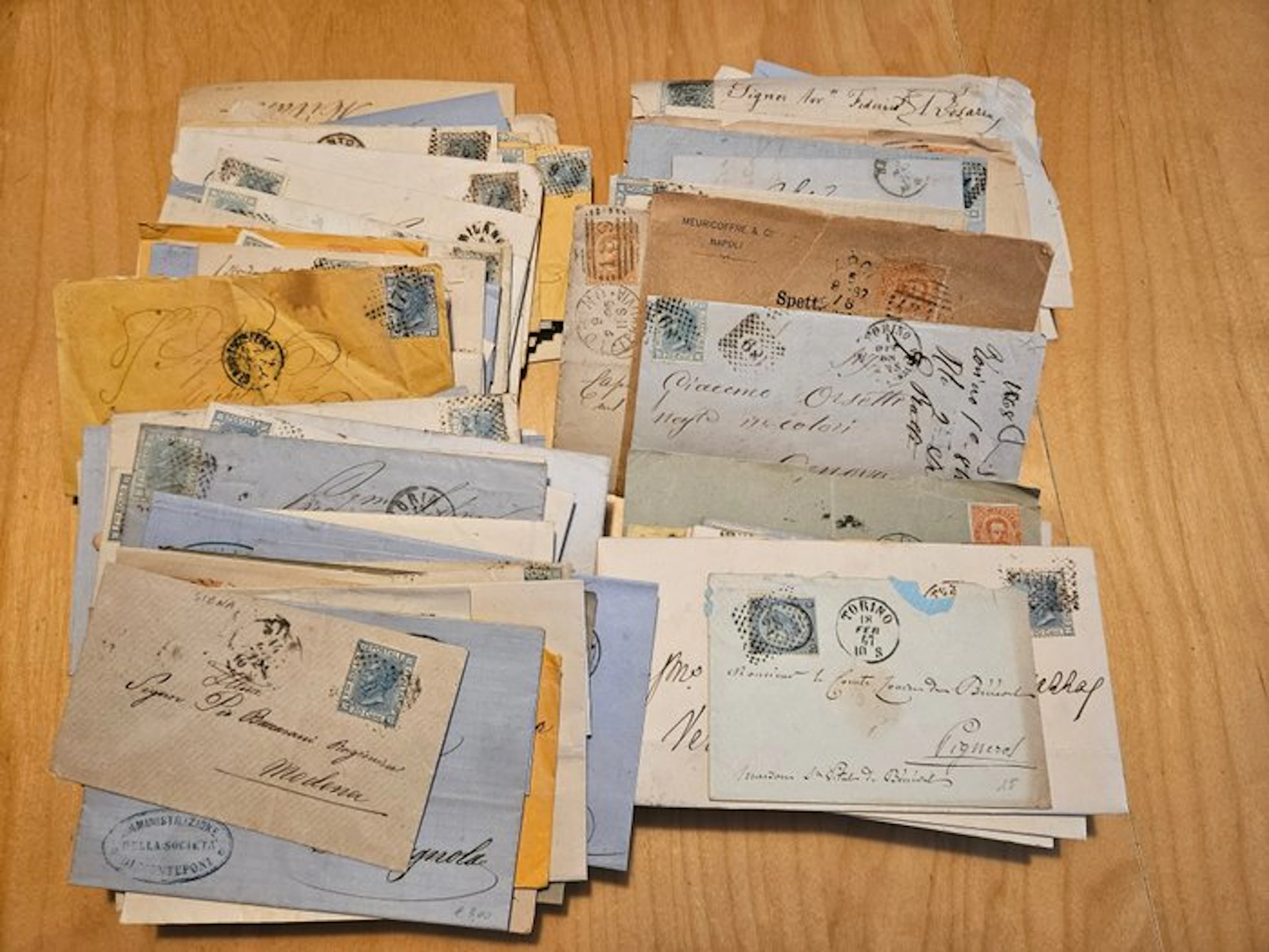 Italy Kingdom 1866/1889 - Postal History: Lot of more than 200 letters