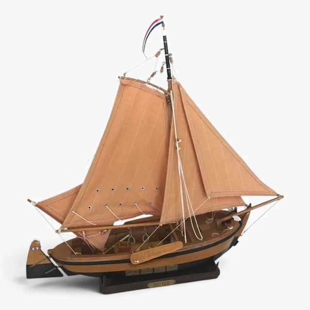 Maritime object - Wood