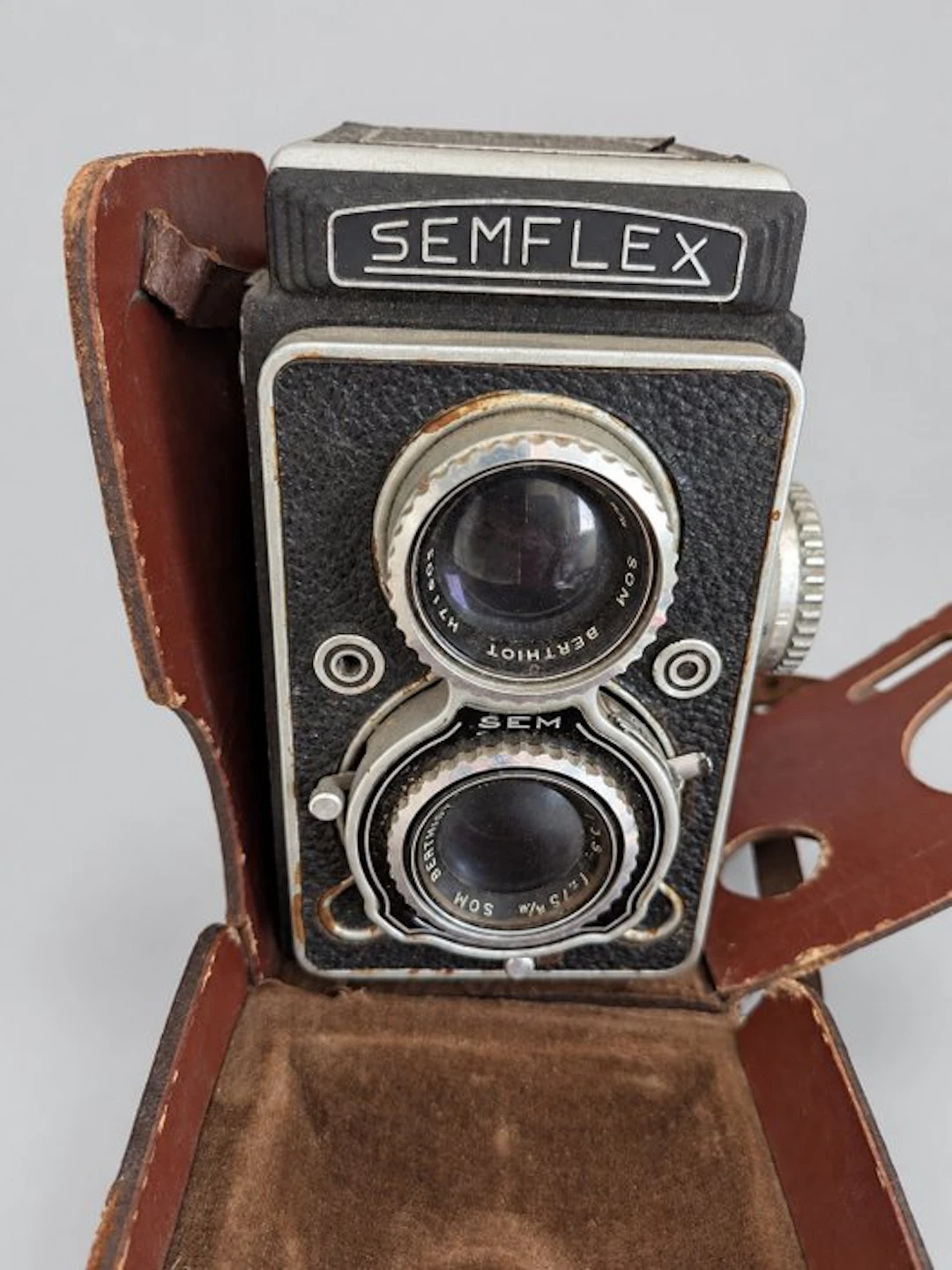 SEM Semflex Standard 3,5B Analogue camera