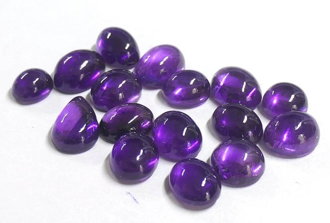 Magnificent lot of 100% natural amethysts Cabochons- 16.42 g - (16)