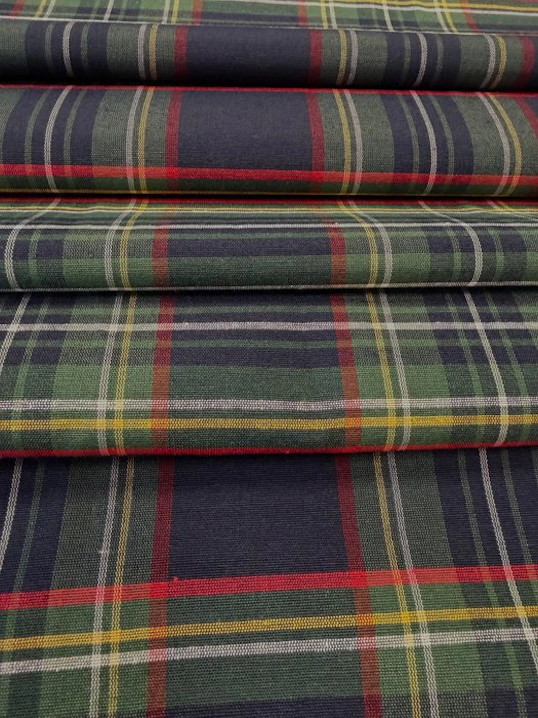 1790★ Refined and elegant tartan