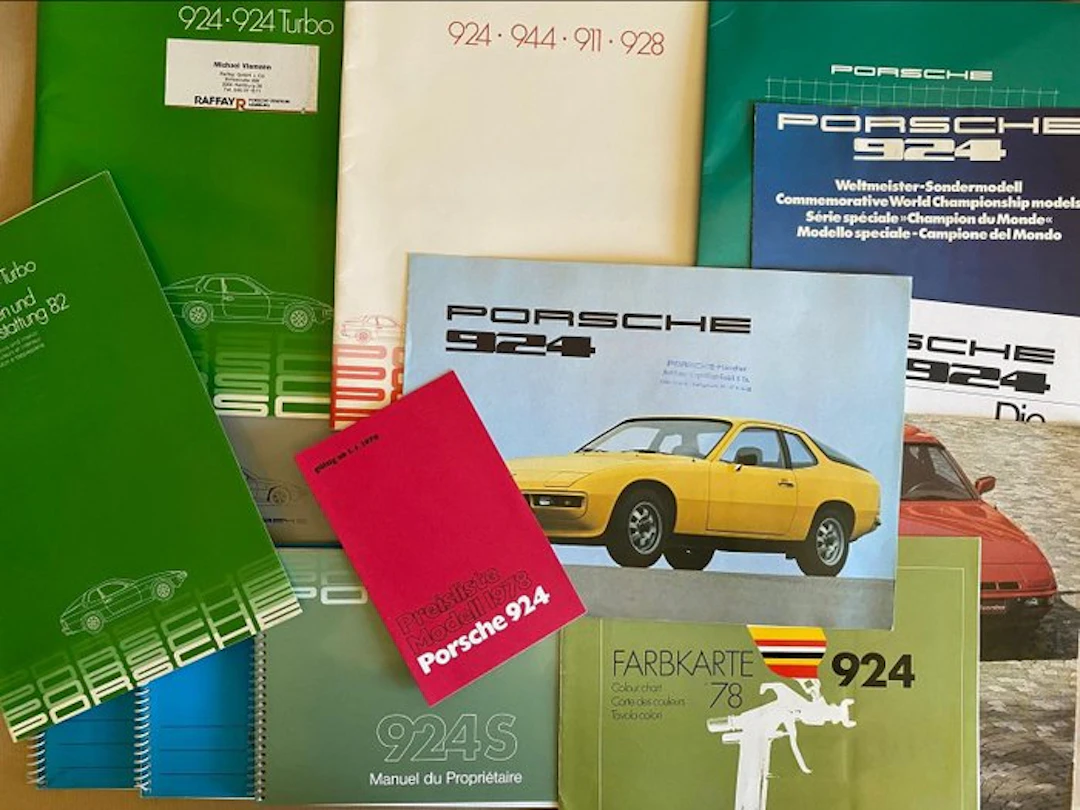 Brochure - Porsche - Porsche 924 / 924 S / 924 Turbo