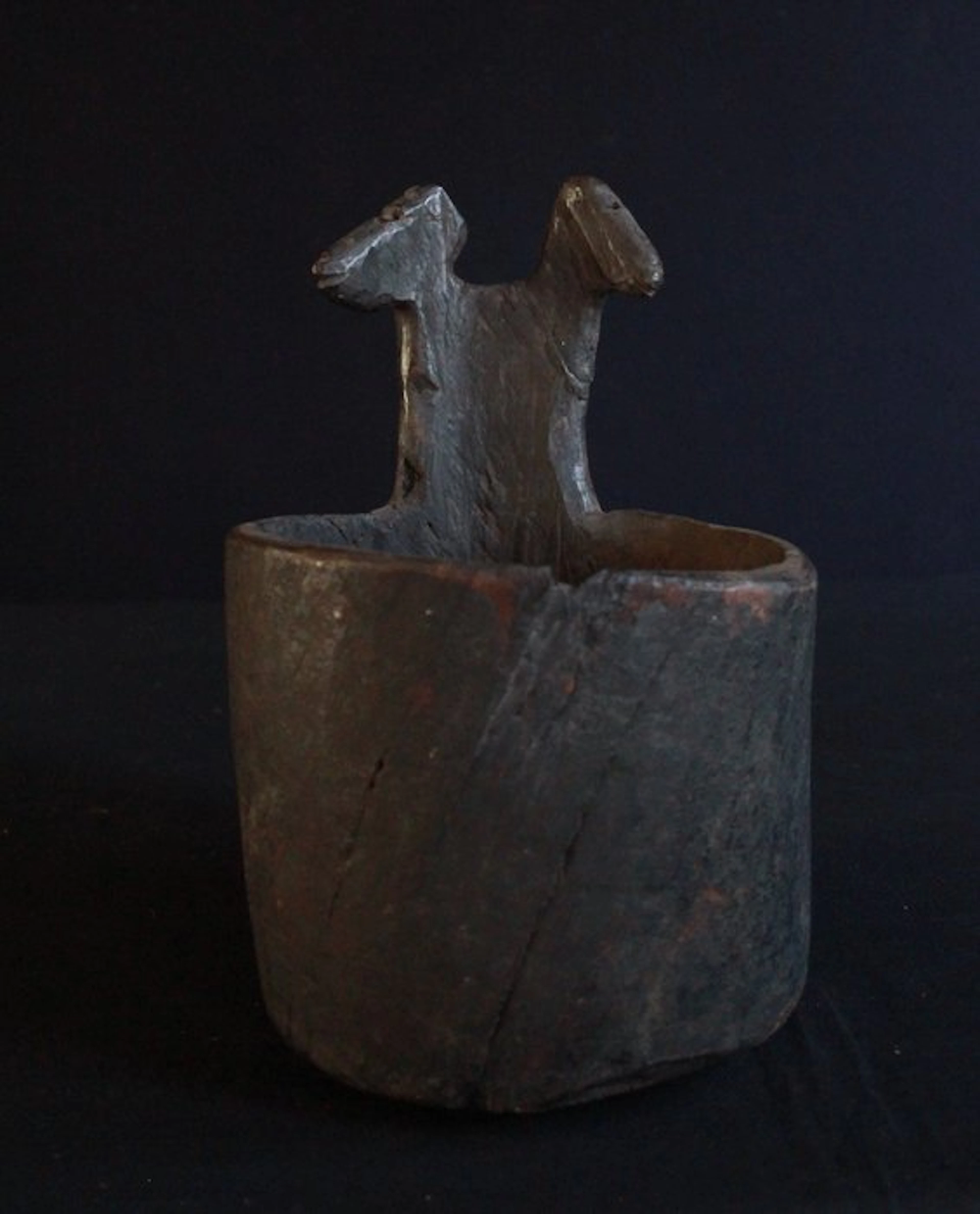 Mortar with a rustic patina - Ifugao - Philippines
