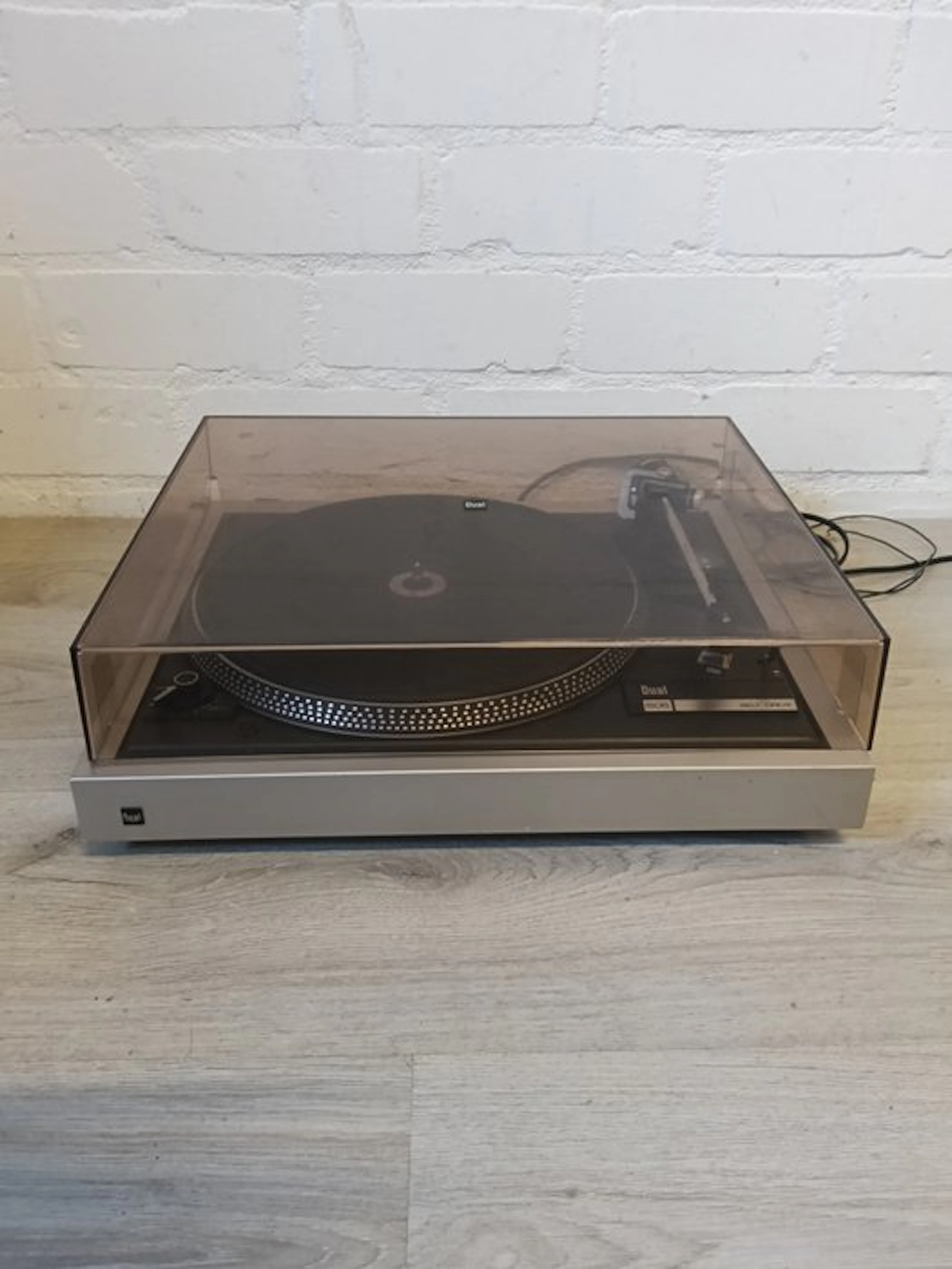 Dual - CS 505 / 2-Speed Belt-Drive Semi-Automatic Turntable