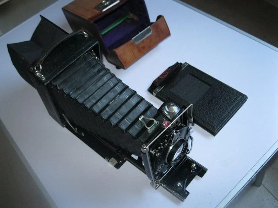 ICA Ideal 225 with Carl Zeiss Jena Tessar 4,5/150mm | Analogue camera