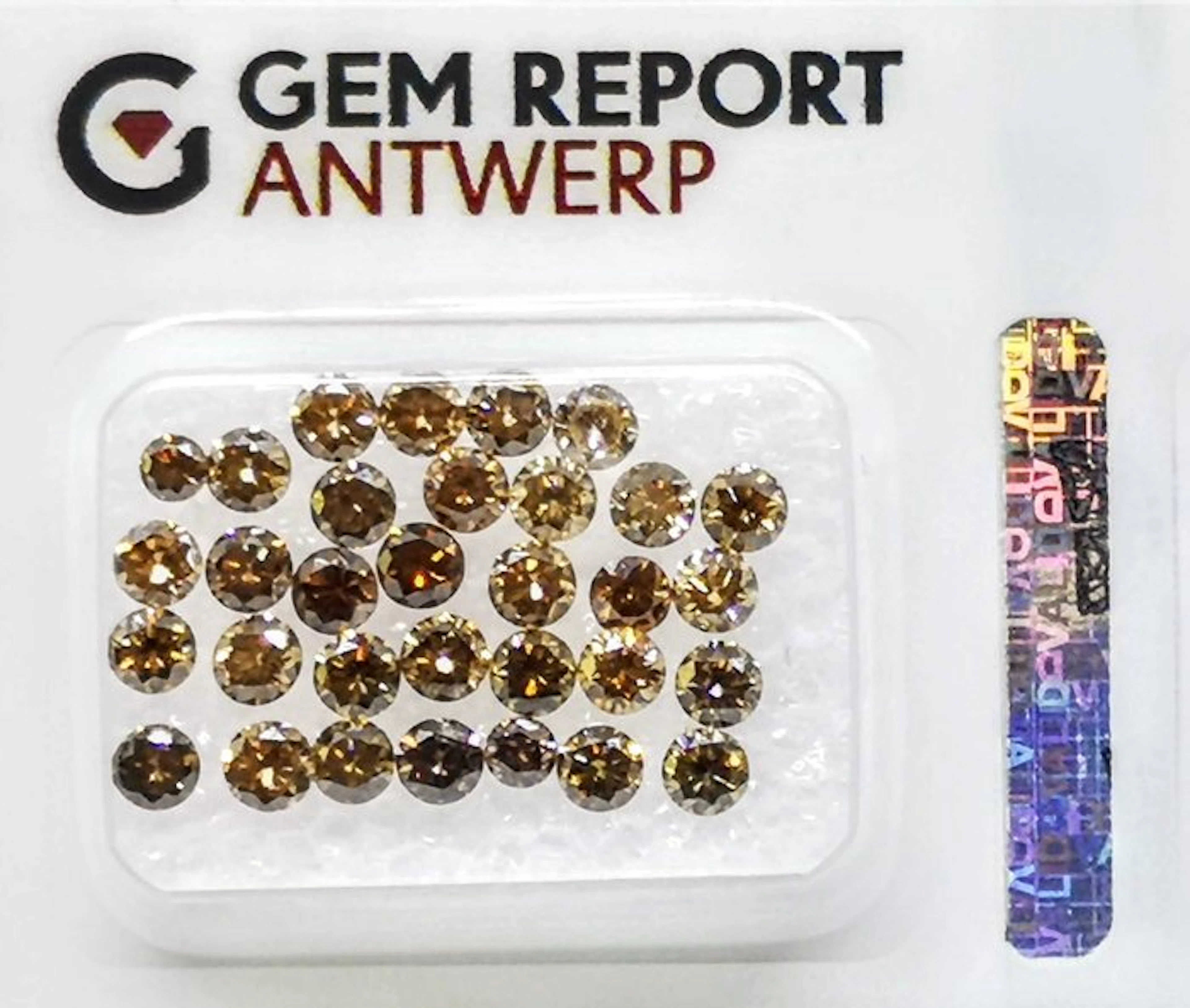 No reserve price - 32 pcs Diamond (Natural coloured)...