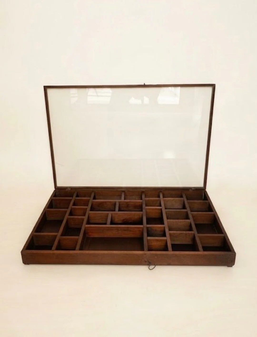 altro - Display case - Wood, Glass