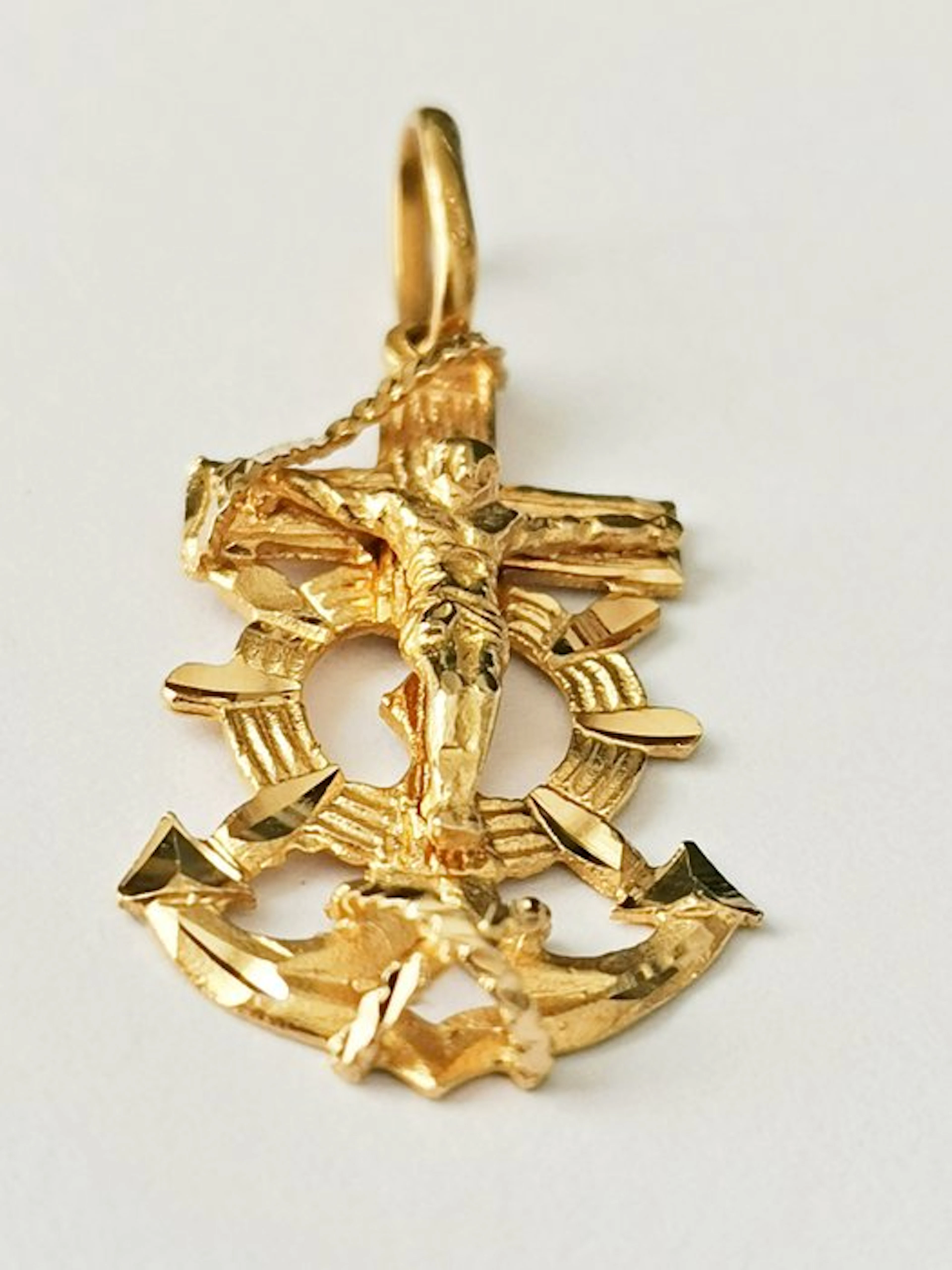 Pendant - 18 kt. Yellow gold - Anchor, Wheel and Christ