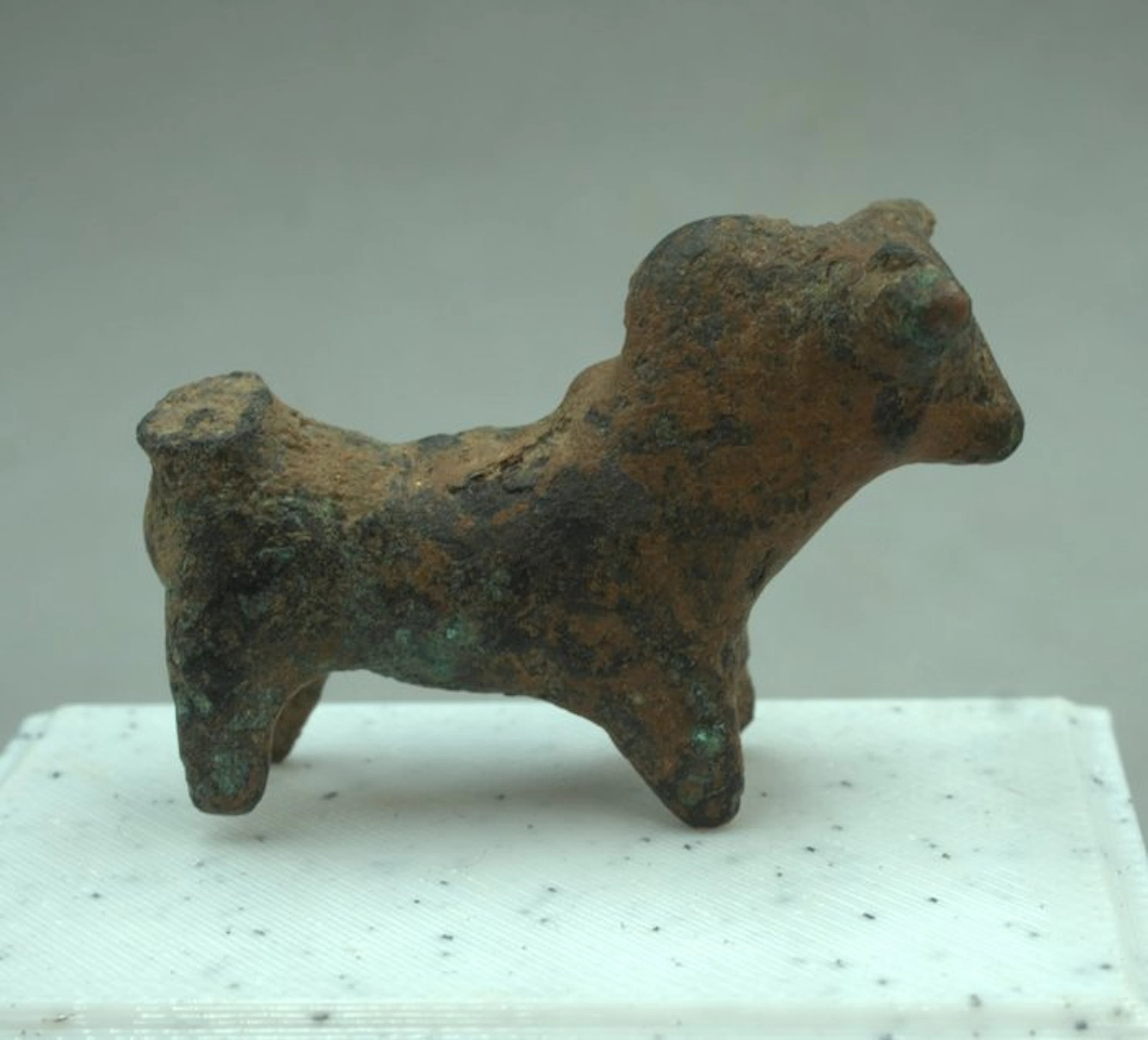 Roman Bronze Statuette of a bull - 36 mm