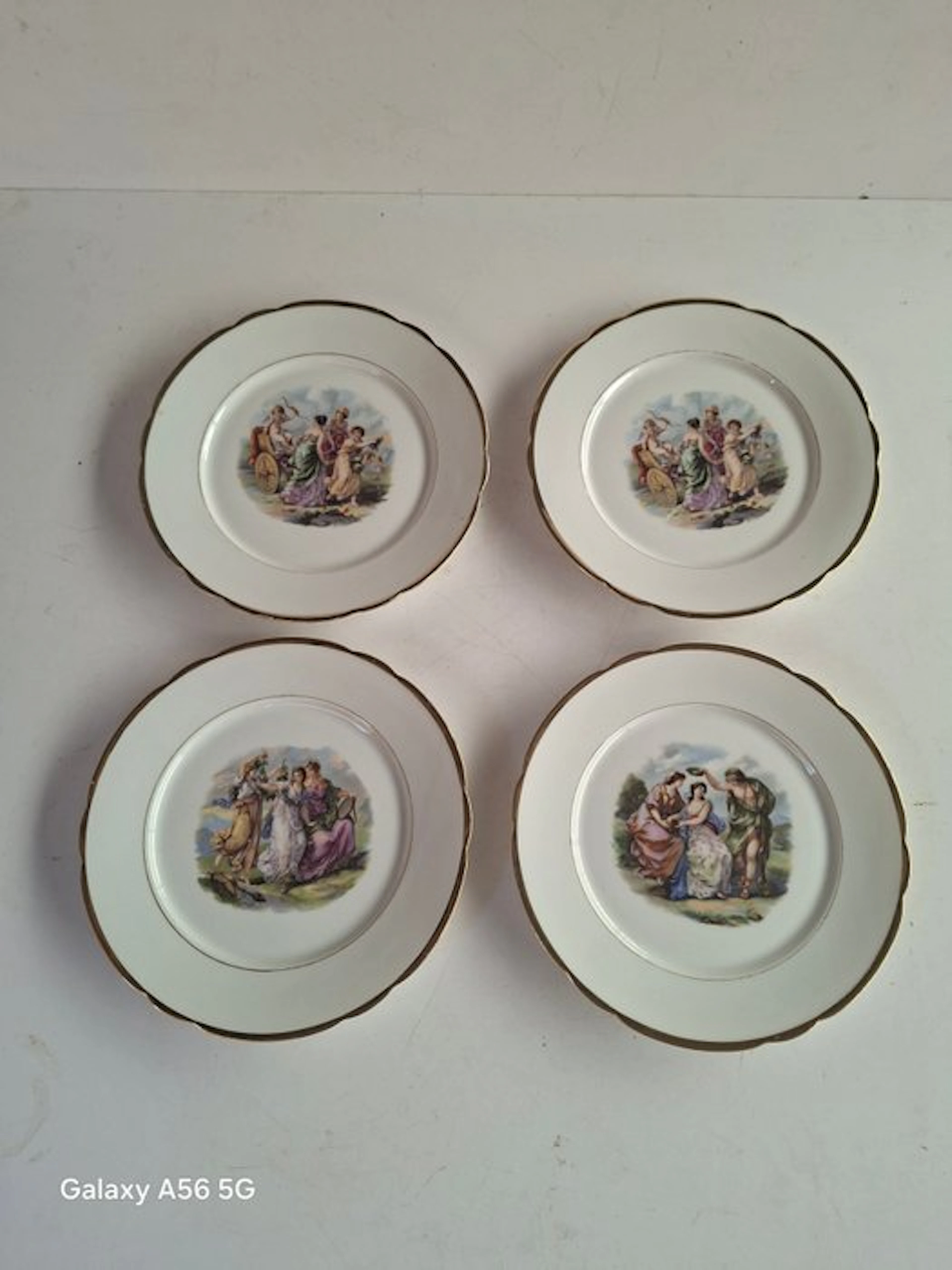Richard Ginori - Plate (4) - Porcelain - Antique decorated plates