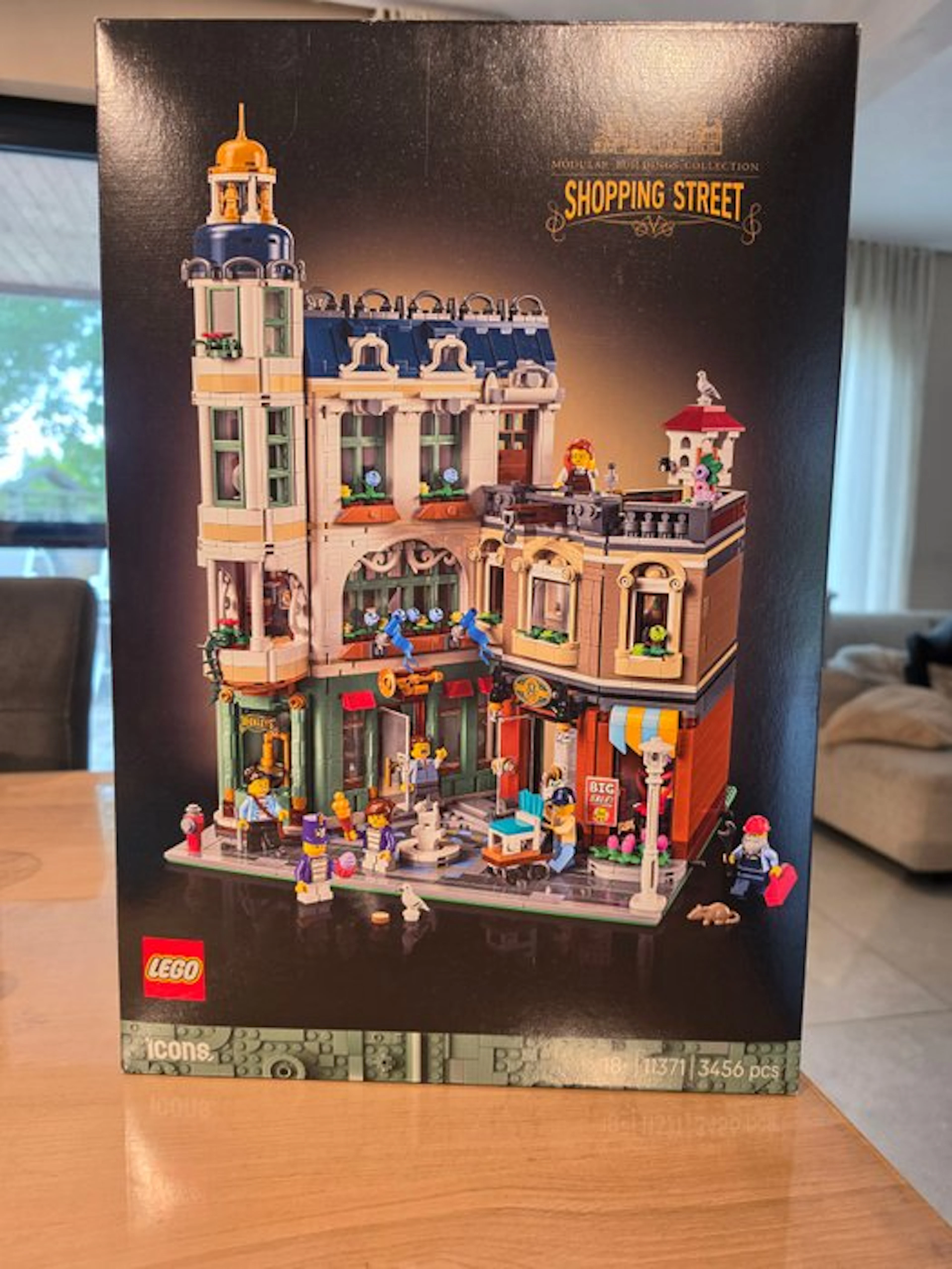 LEGO Set - 11371 - Creator Expert - Shopping Street