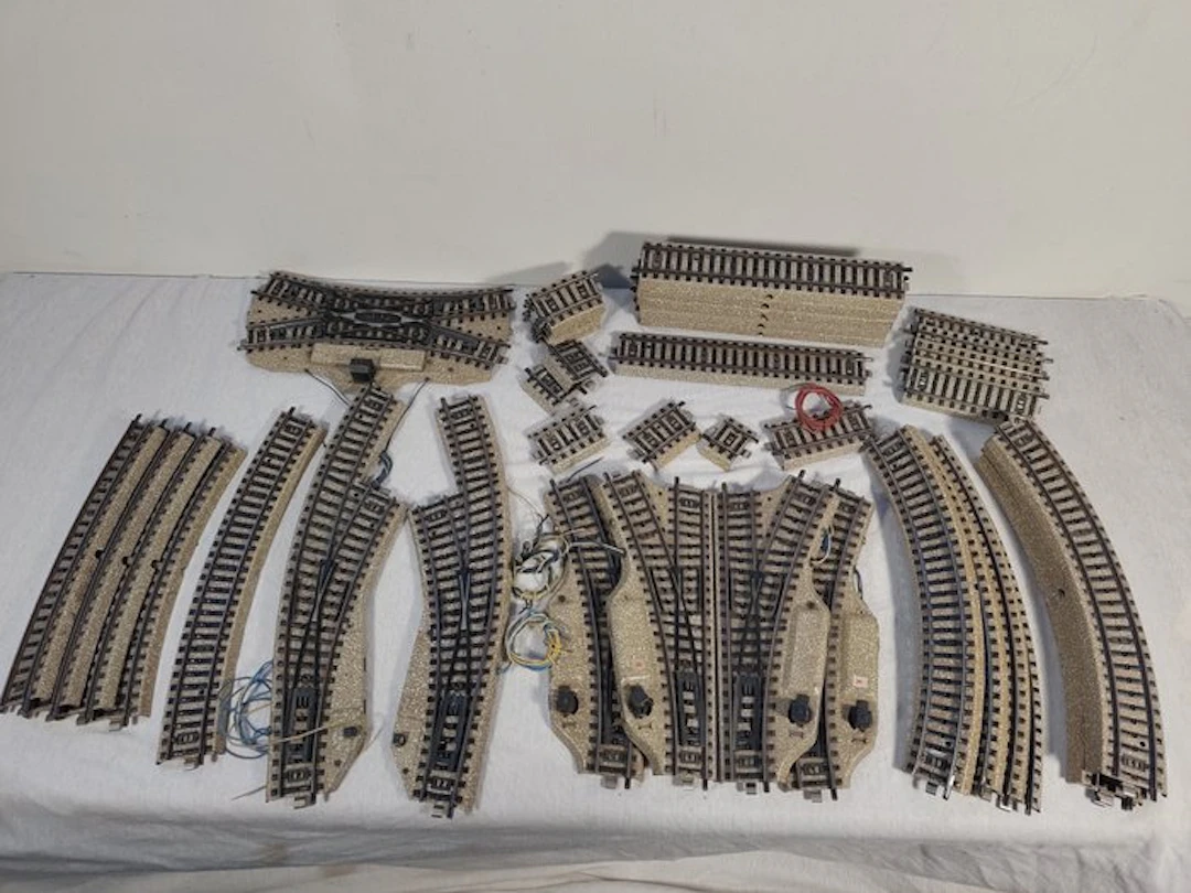 Märklin H0 - Model train tracks (47) - 7 electric turnouts
