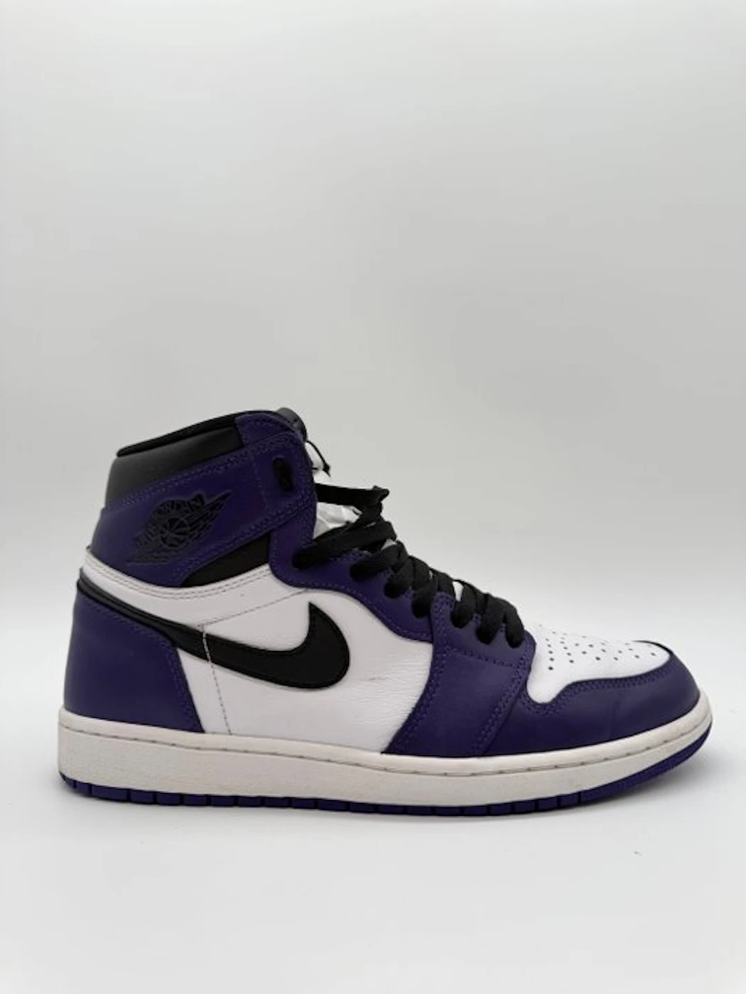 Nike - Nike Jordan 1 Retro High Court Purple White - Sneakers - Size: EU 44.5