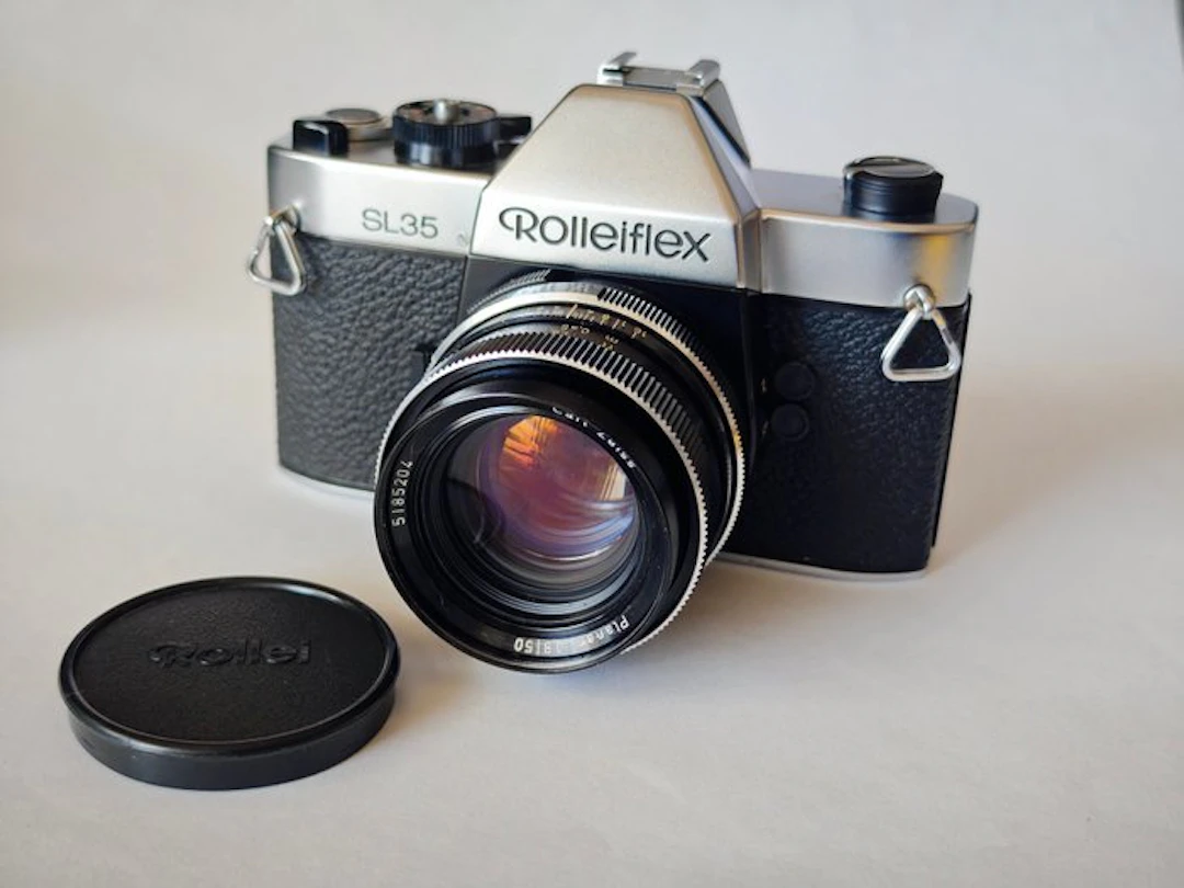 Rollei SL35 + Carl Zeiss Planar 1,8/50mm | Single lens reflex camera (SLR)