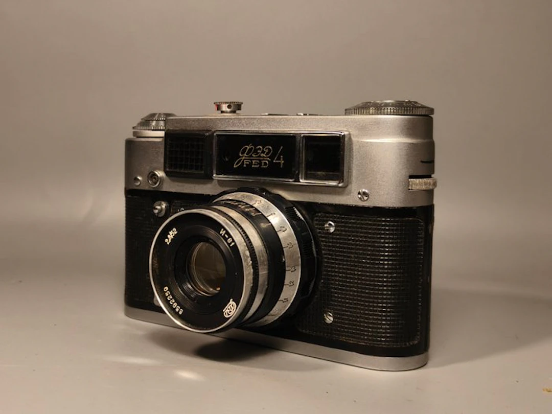 FED FED 4 Analogue camera
