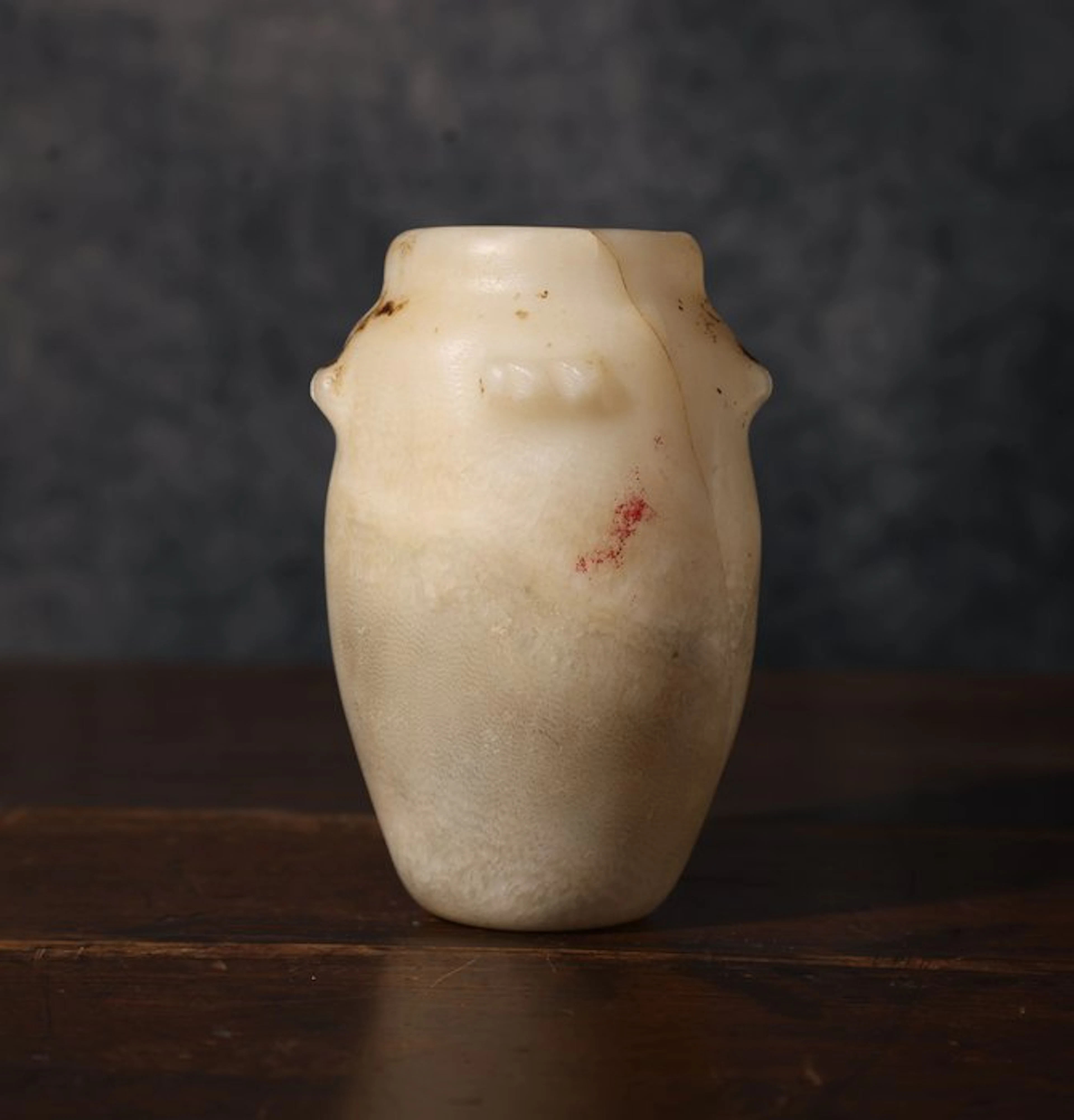 Ancient Egypt Rare alabaster vessel - 12 cm