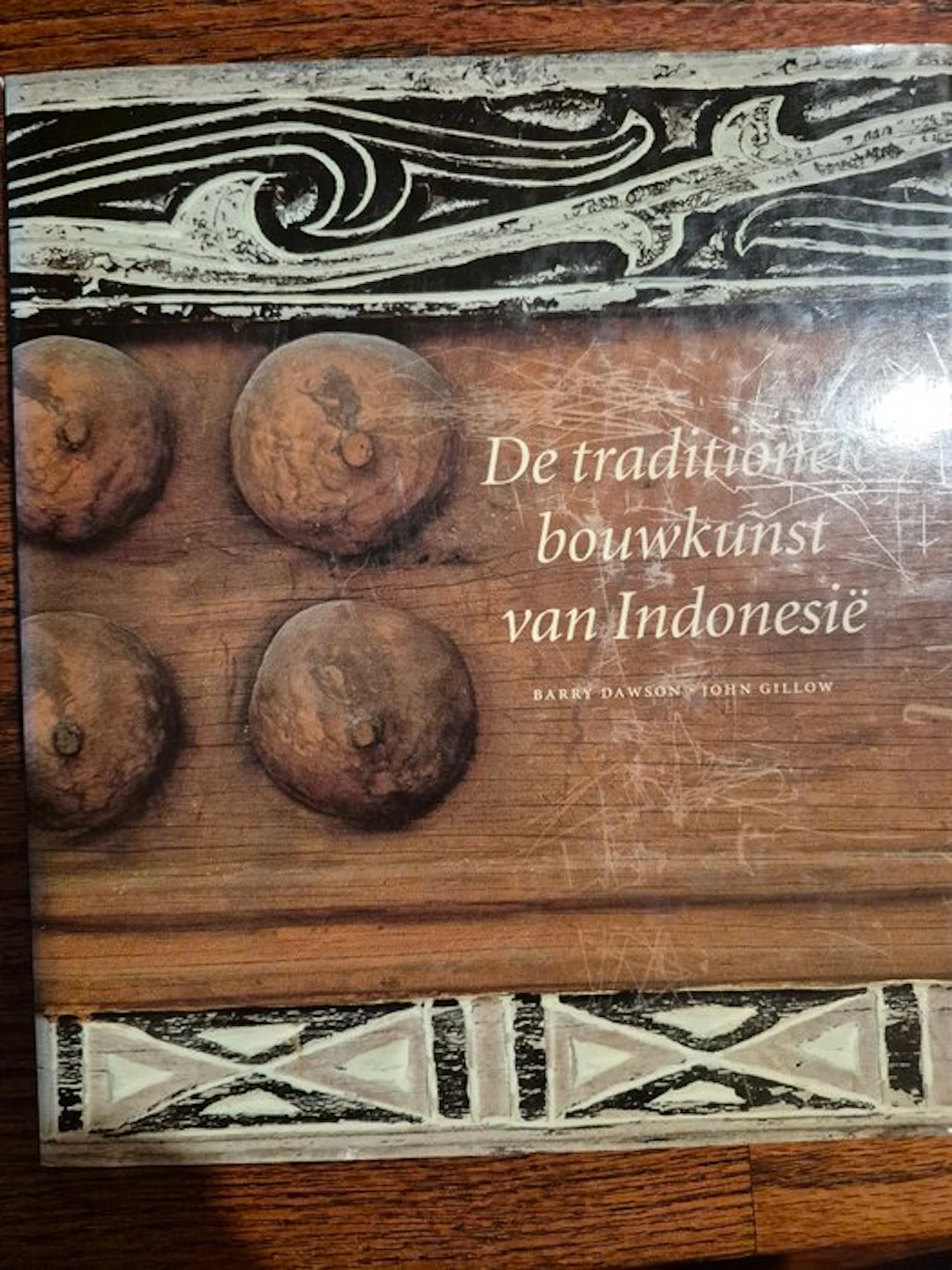The traditional architecture of Indonesia (1994) - Minangkabau