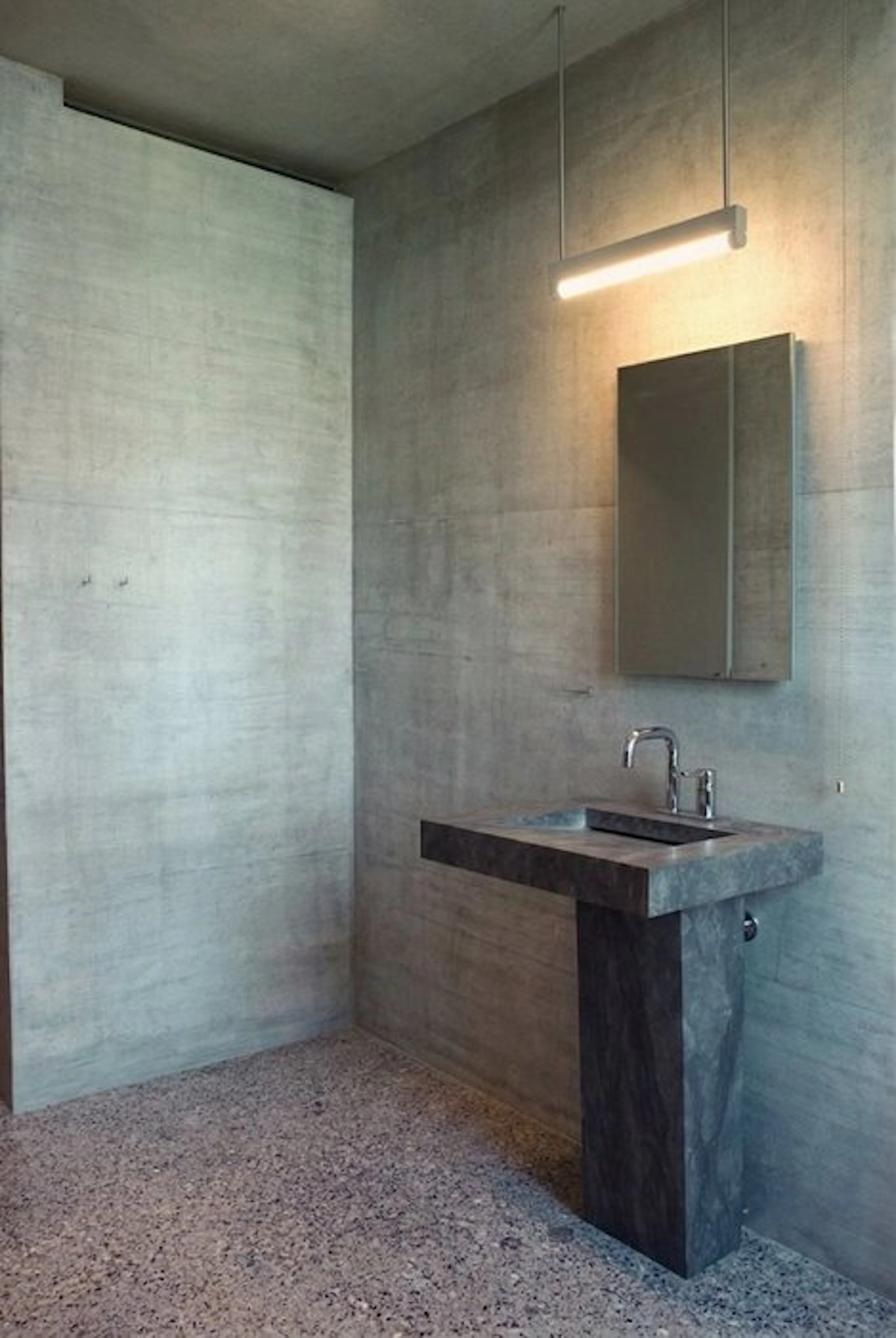 Viabizzuno - Peter Zumthor - Hanging lamp - Lines - Aluminium