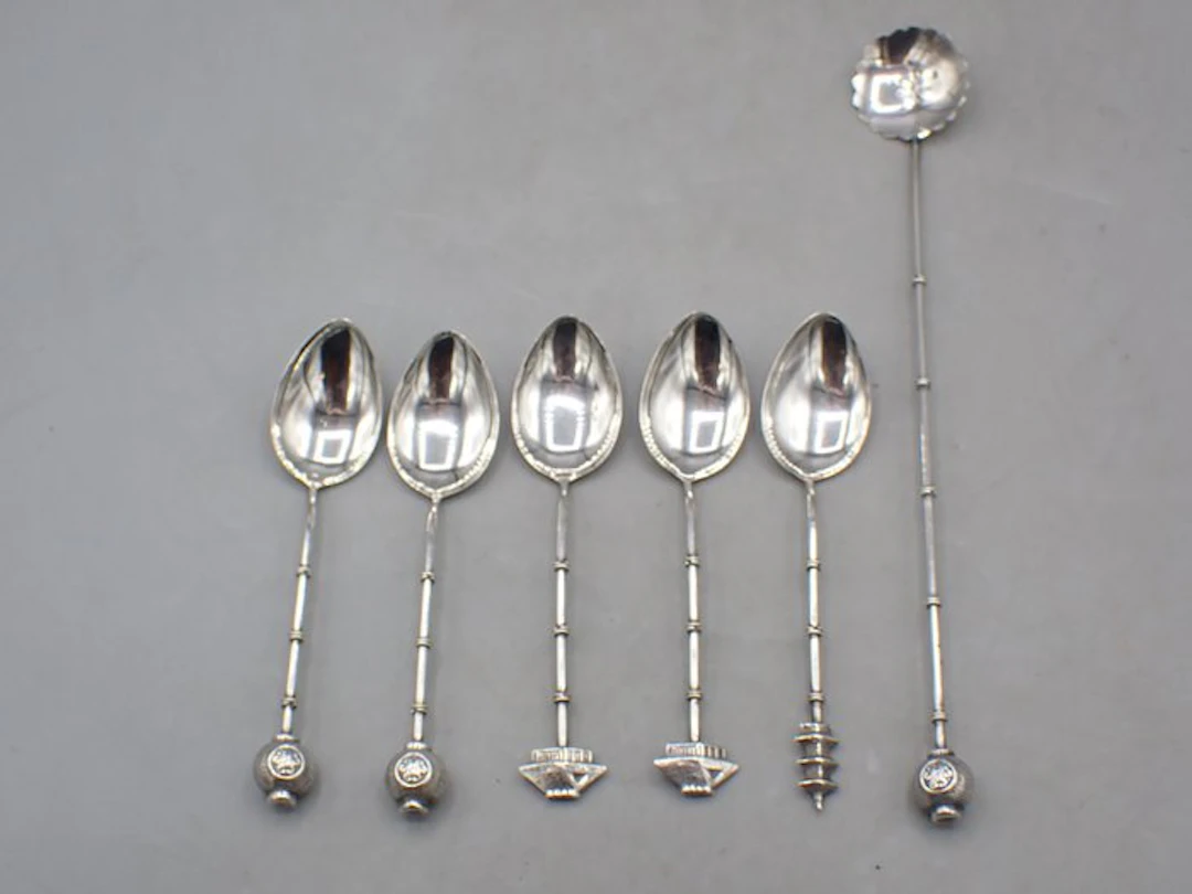 Tea spoon (6) - .950 silver - Sculpted finials