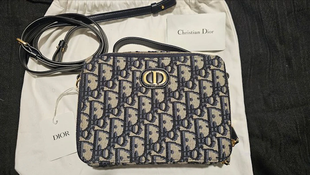 Christian Dior - 30 Montaigne Pouch Dior - Handbag