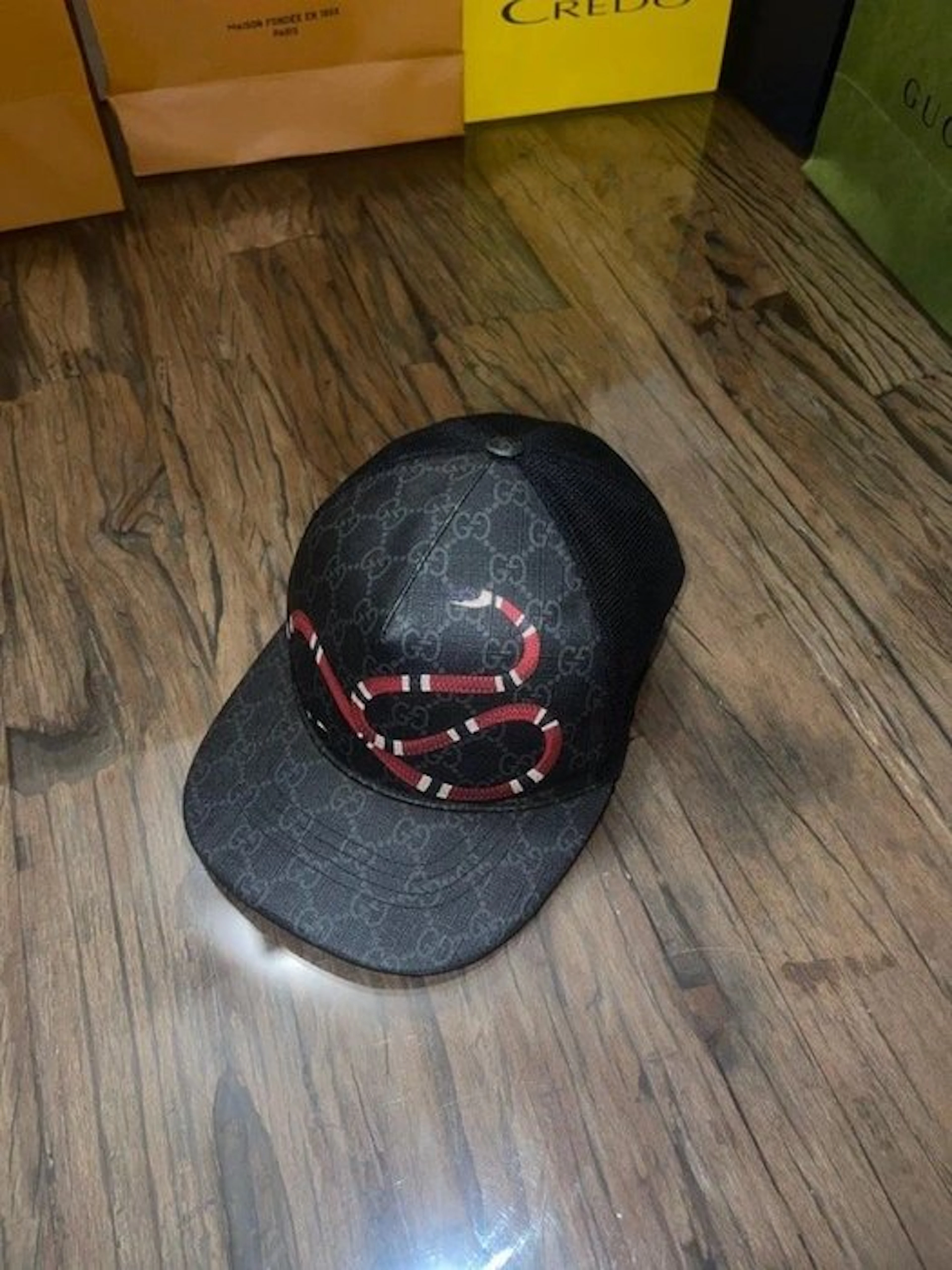 Gucci - Hat (1) - Coated canvas, Textile
