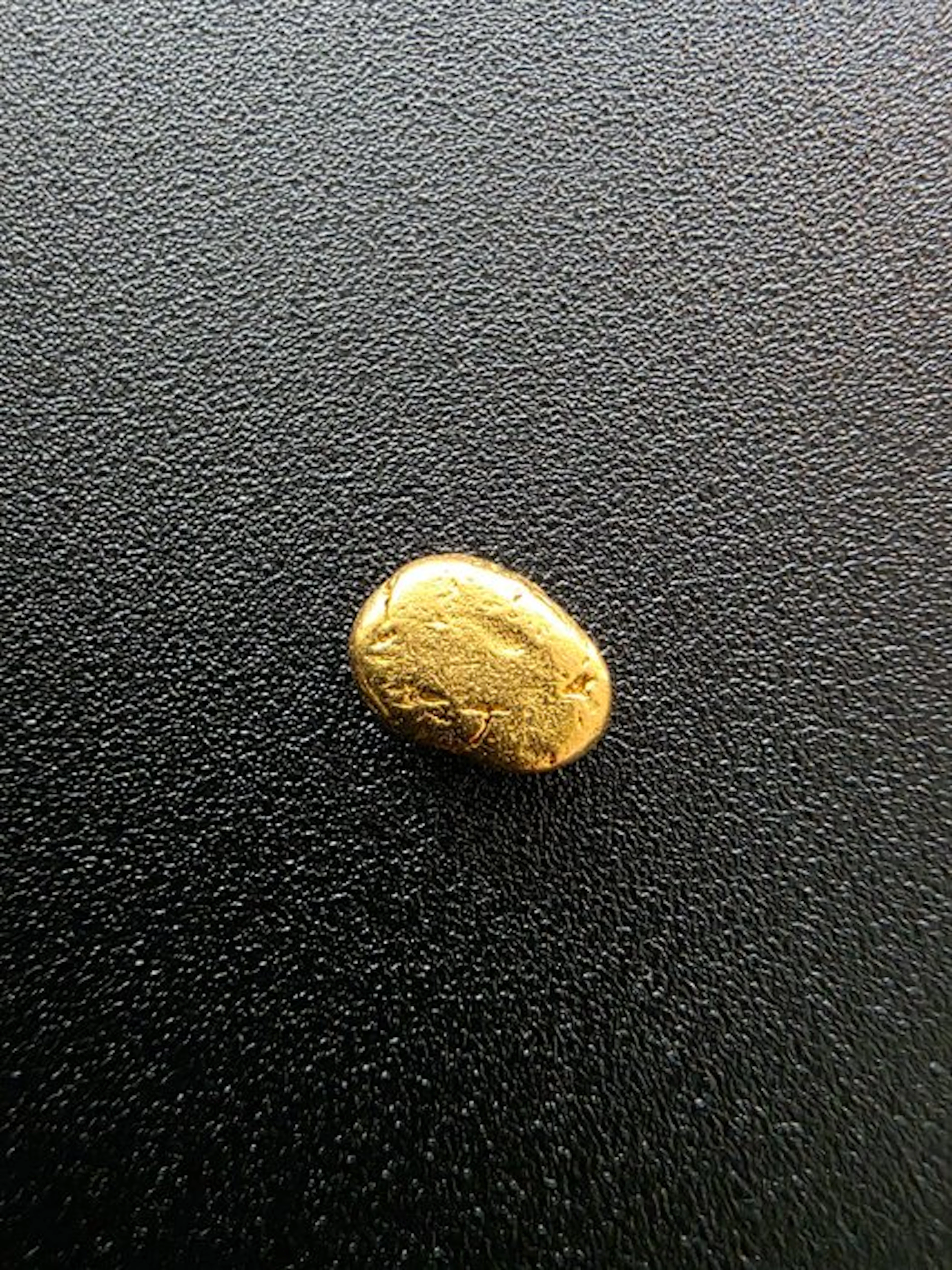 Gold Nuggets - Height: 2.2 mm - Width: 7.4 mm- 1.056 g - (1)