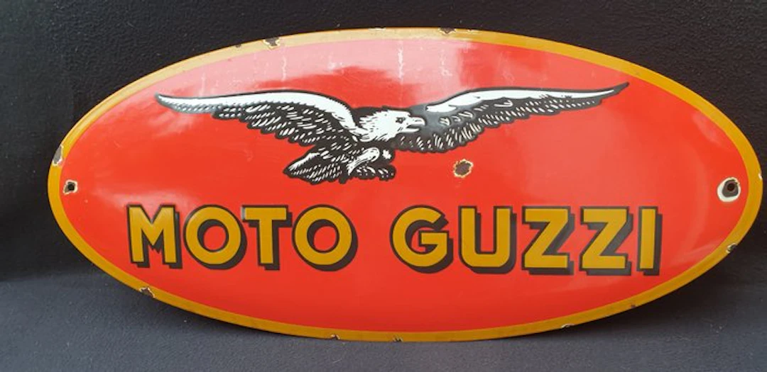 Aus Nachlass Originales 70iger Jahre - Big Moto Guzzi - Enamel sign - Enamel