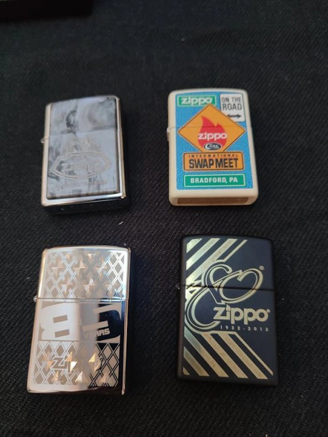 Zippo - Set Zippo 4 pièces - Lighter - Steel, Enamel, Plastic - (4)
