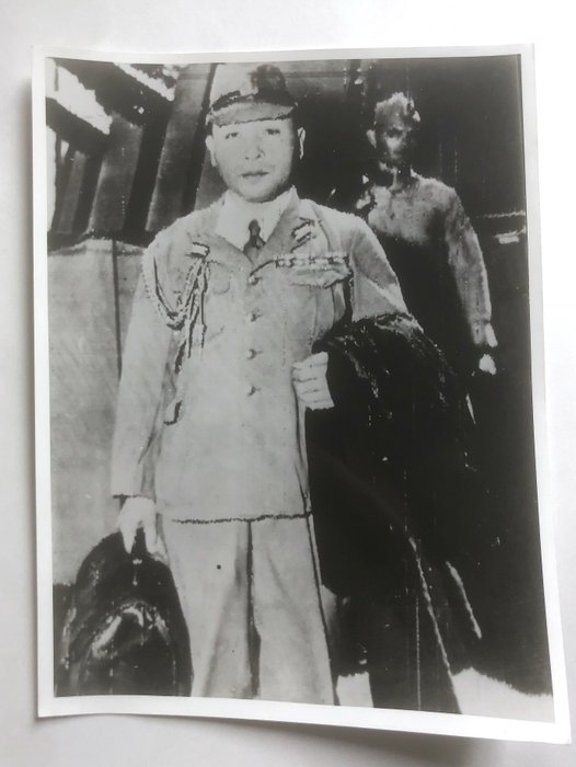 USIS - Le capitaine Takasaxi Yoshihiko