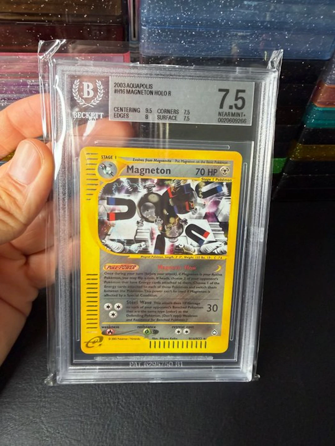 Pokémon - 1 Graded card - Magneton H16 Foil - Beckett 7.5 - WOTC - Aquapolis