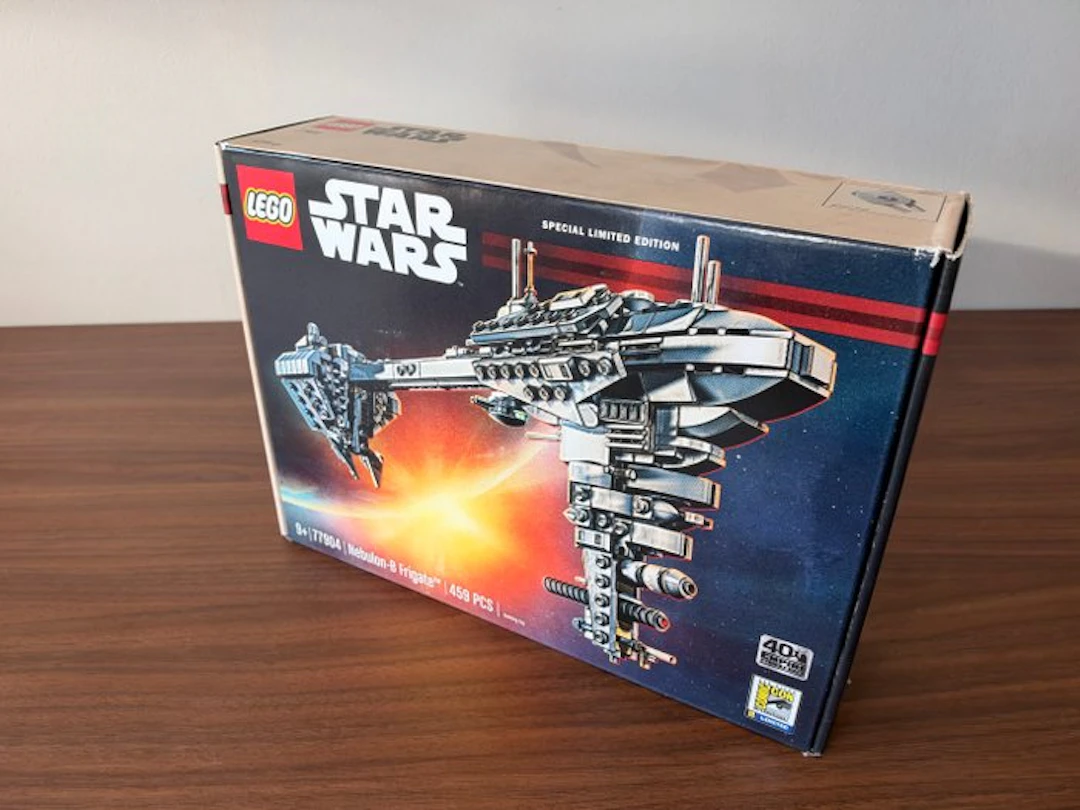 LEGO Set - 77904 - Star Wars - Nebulon-B Frigate
