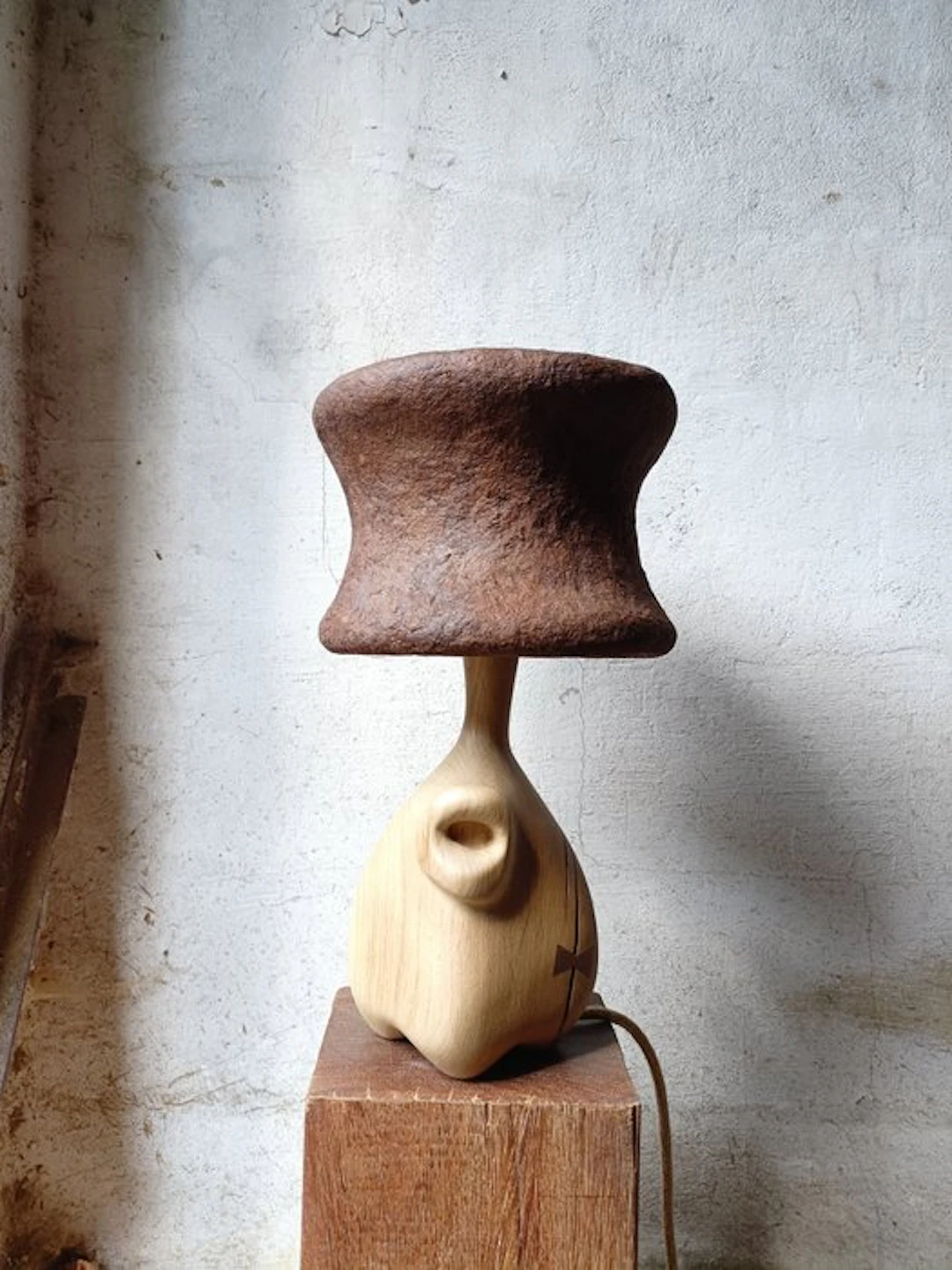 Renat Shuteev - Table lamp - Papier-mache, Oak, Walnut